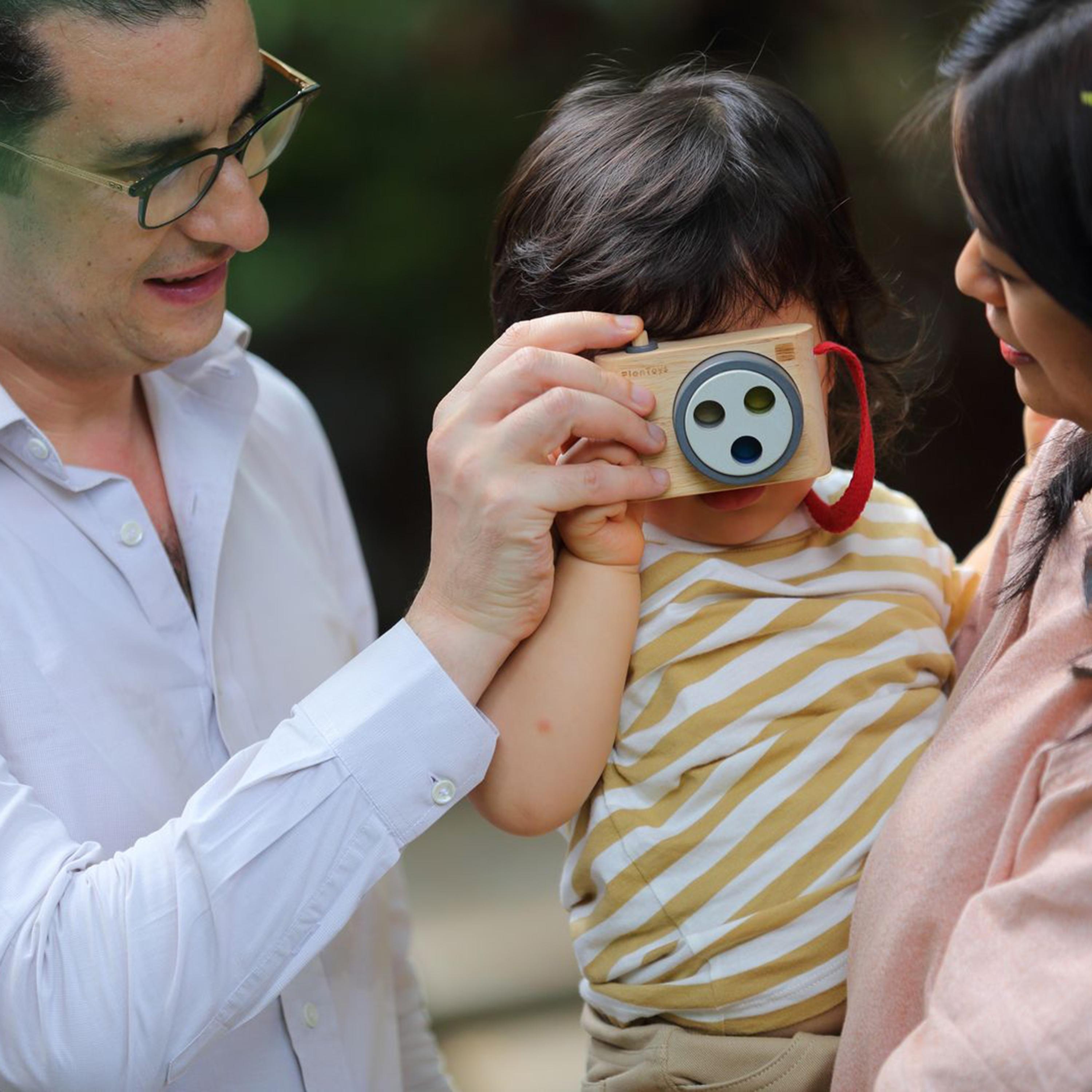 PlanToys Colored Snap Camera-electronics-camera-image-3