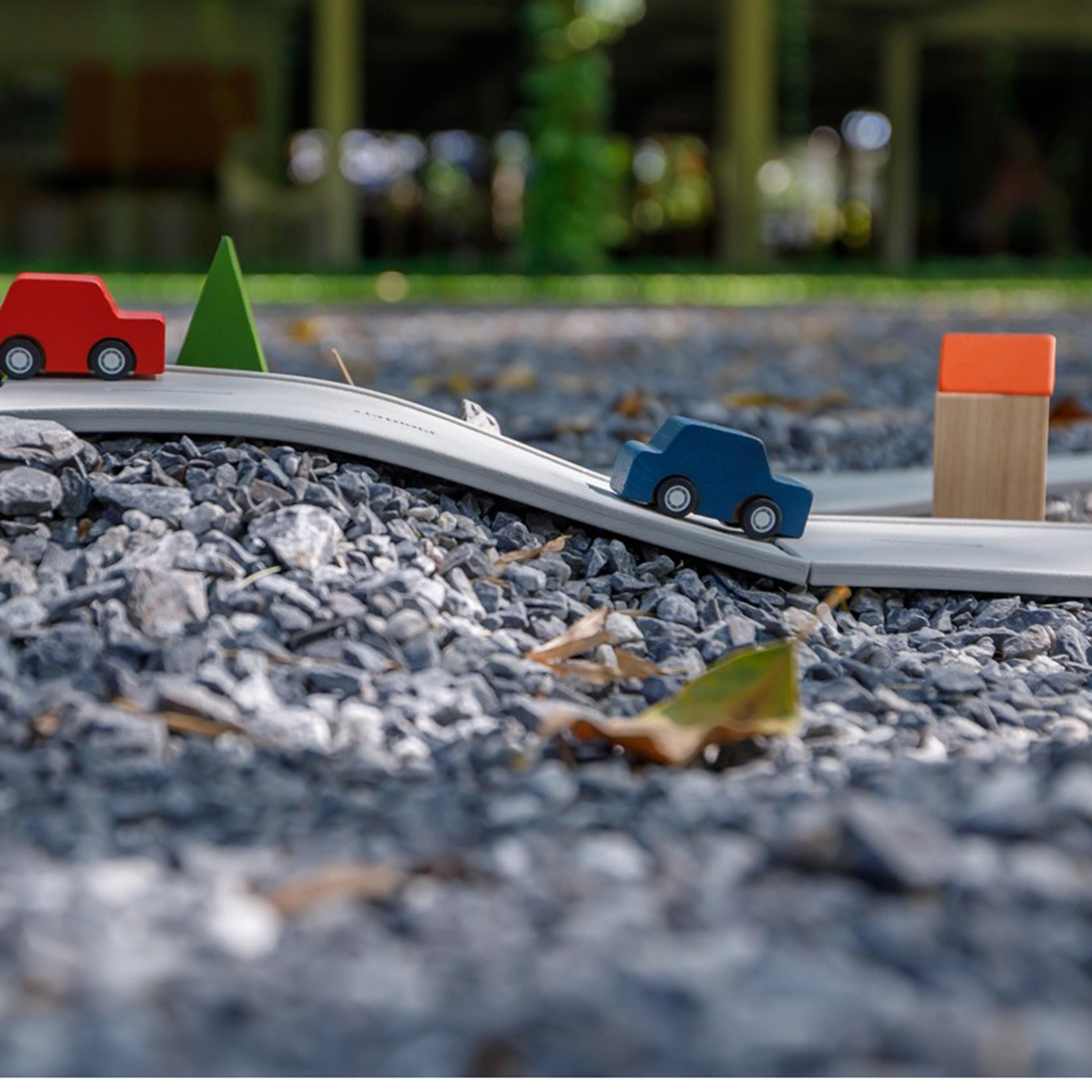 PlanToys Road & Rail - Rubber-toys-playvehicles-vehicleplaysets-image-3