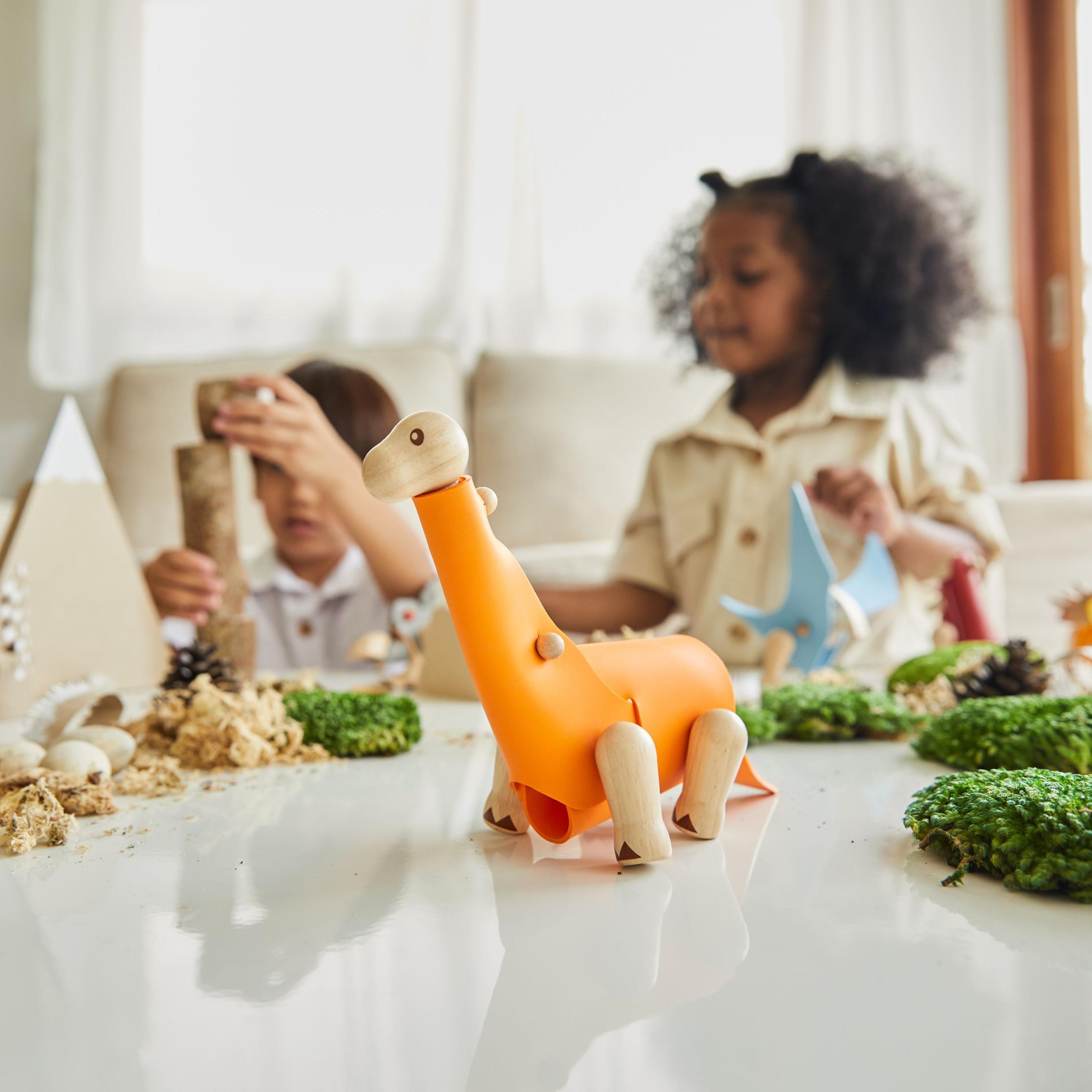 PlanToys DIY Brachiosaurus-toys-playfigures-actionfigures-image-5