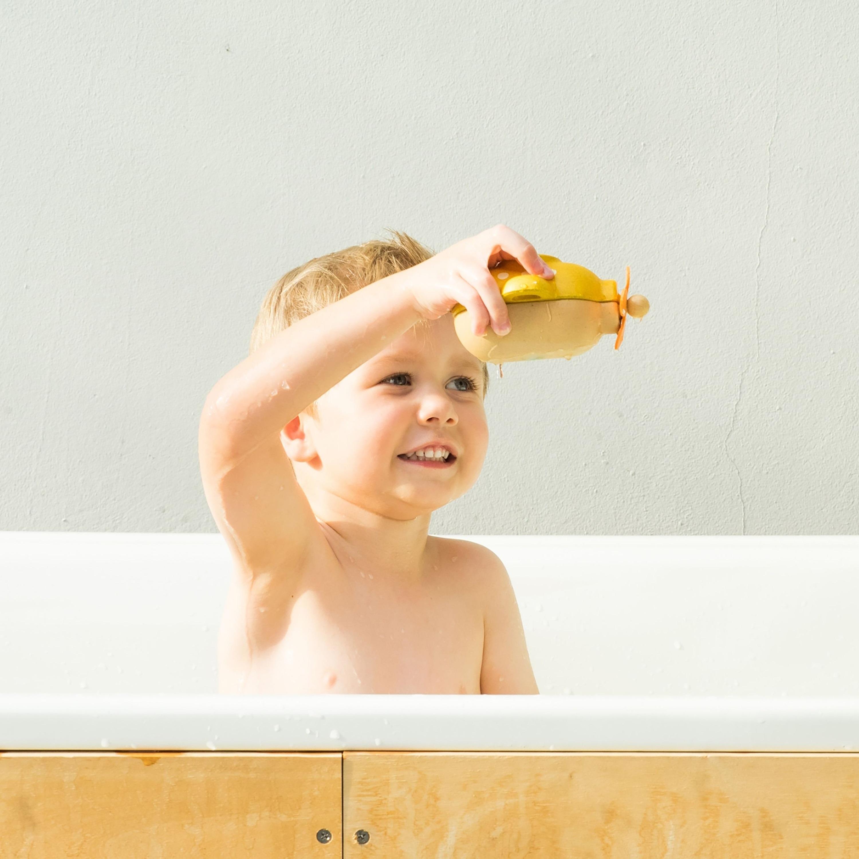 Plan Toys Submarine-toys-babyandtoddlertoys-bathtoys-image-4