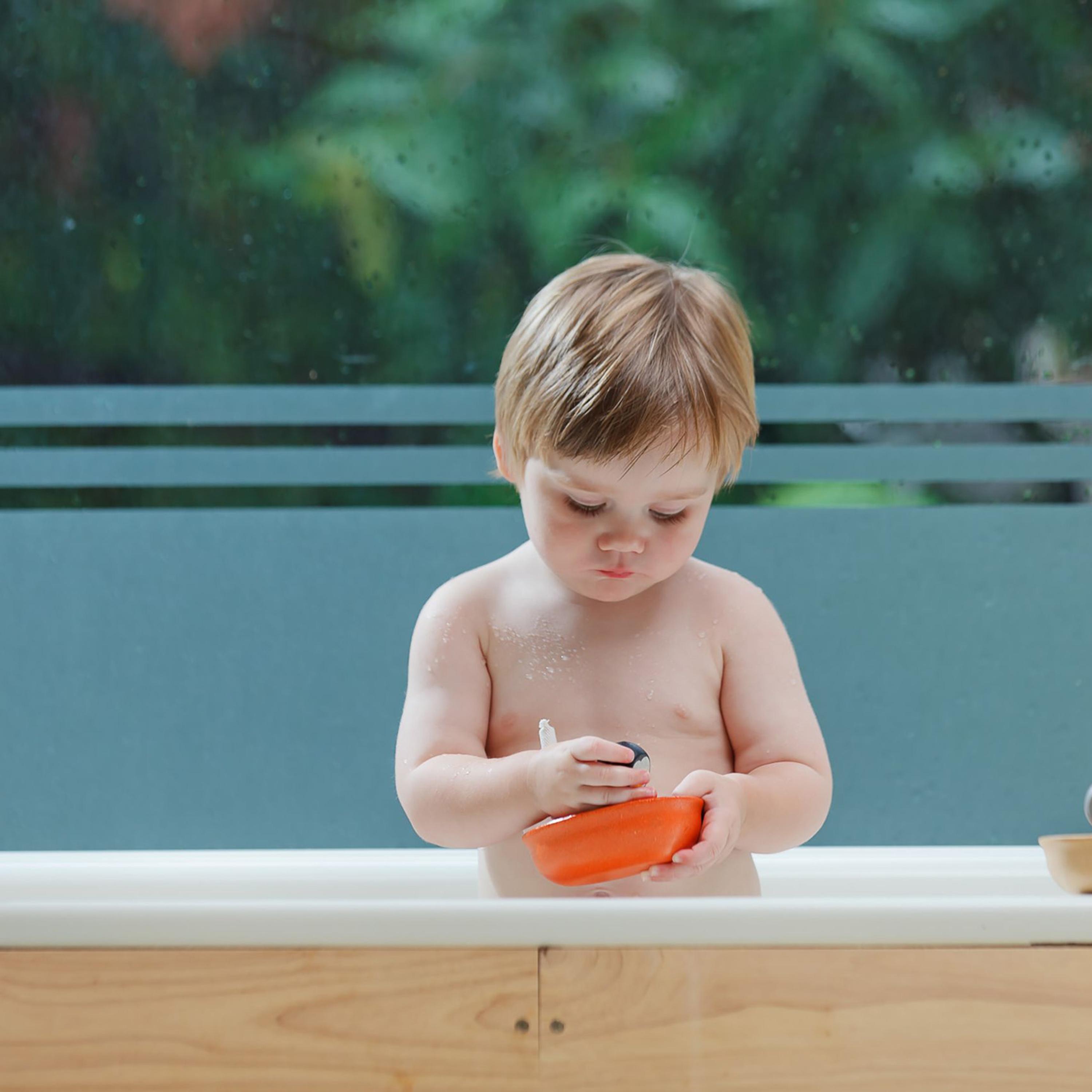 Plan Toys Sailing Boat, Penguin-toys-babyandtoddlertoys-bathtoys-image-2