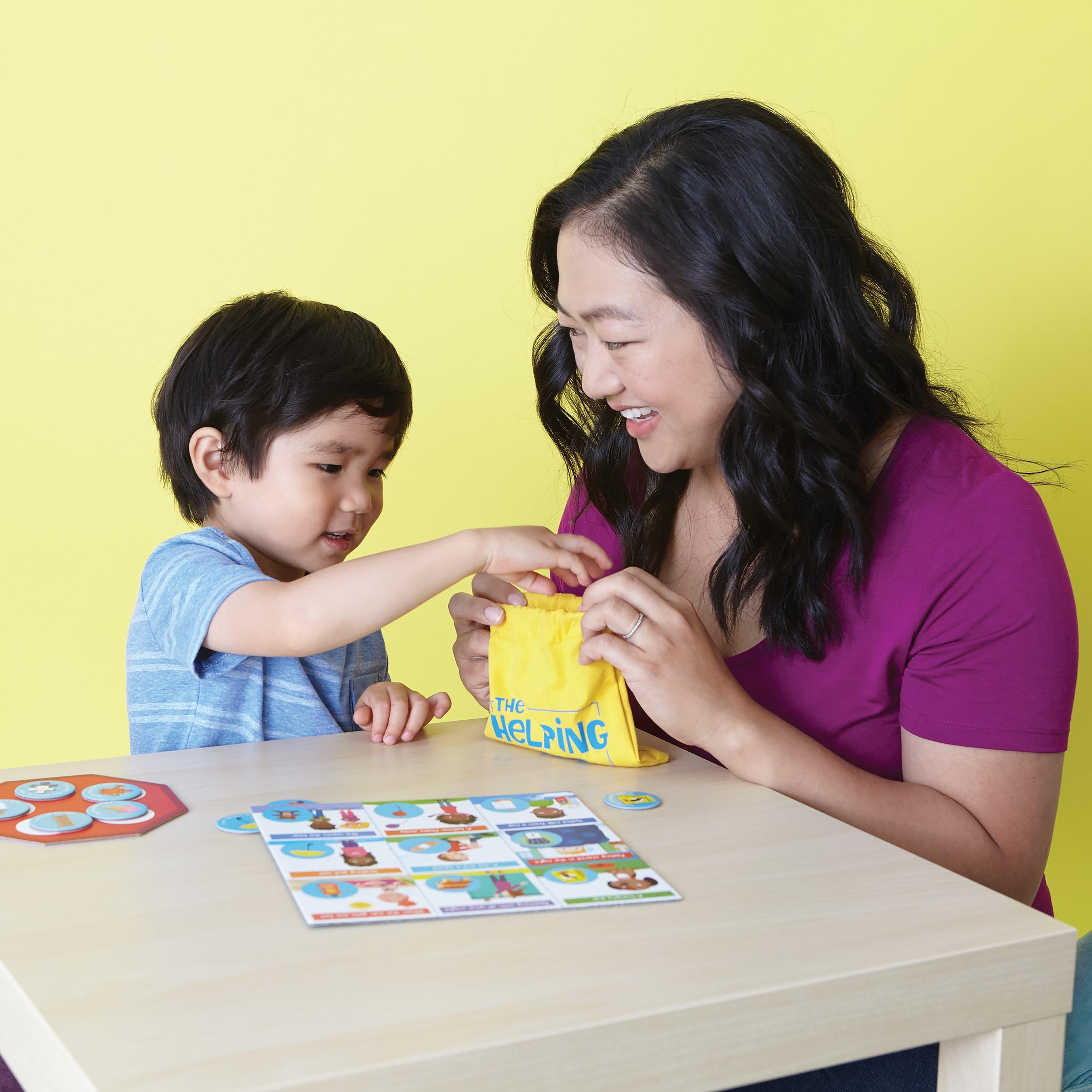 Peaceable Kingdom Friends & Neighbors-toys-indoortoys-boardgames-image-5