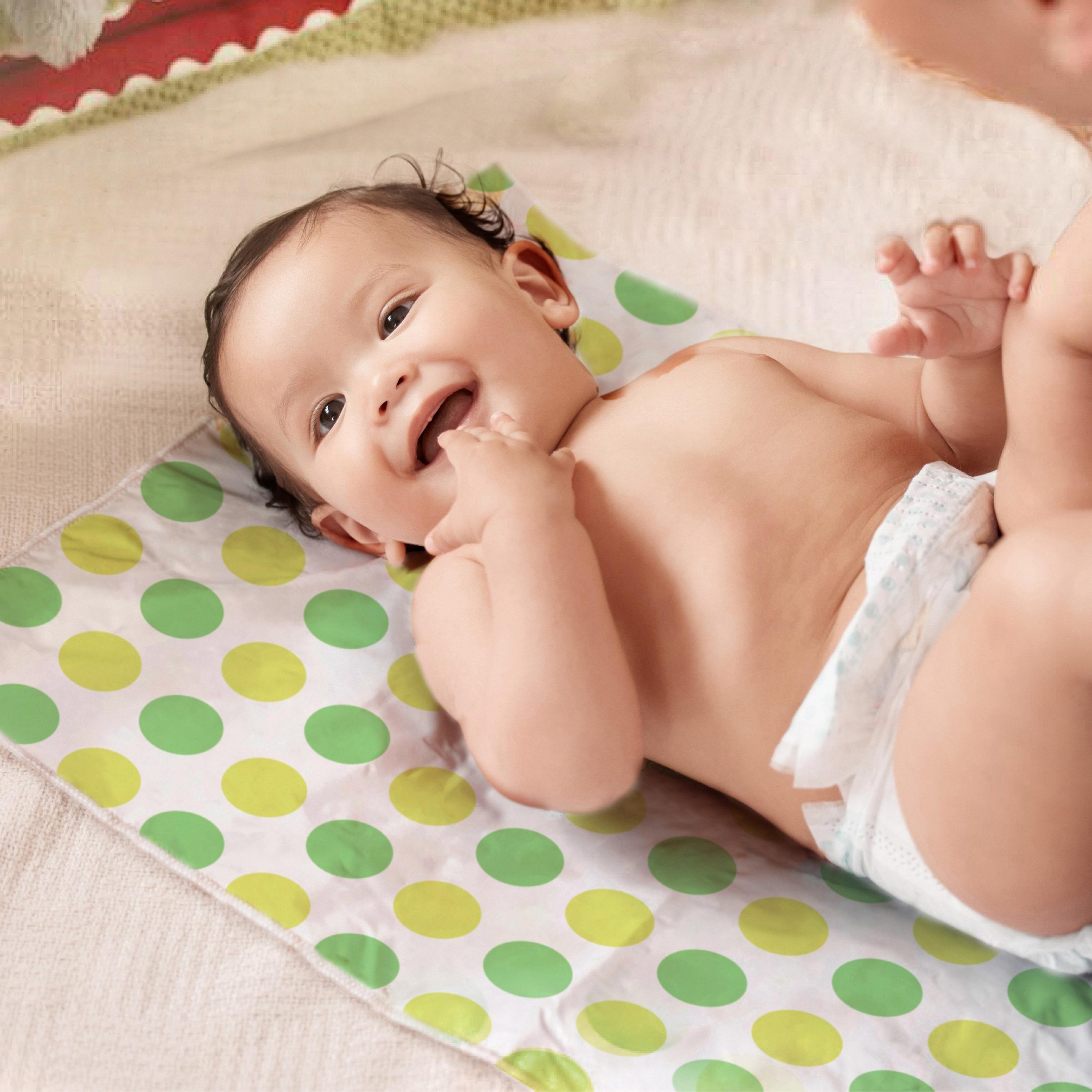 Moon Baby Grooming Kit with 10-Piece Disposable Changing Mat -baby-bathandcare-hairbodyskincare-image-5