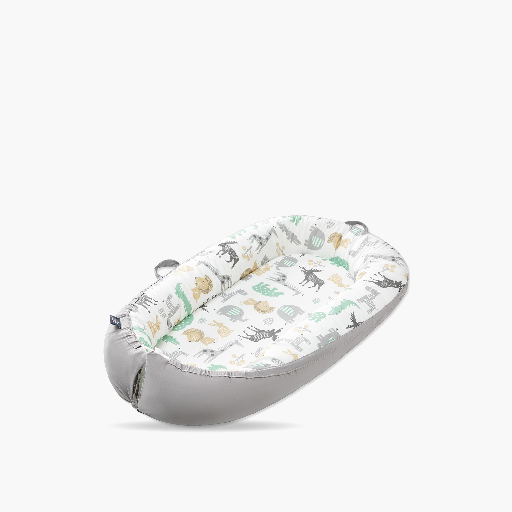 Little Story Newborn Lounger Bed, Jungle Grey-baby-nursery-babybedding-image-7