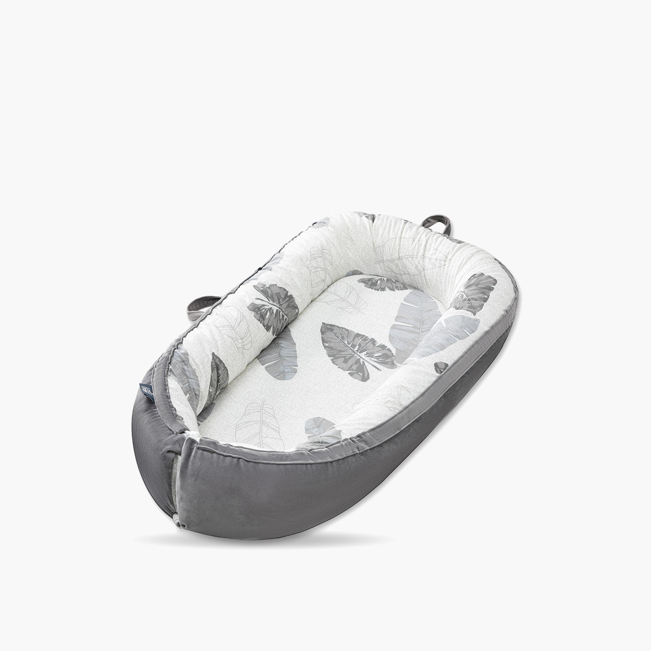 Little Story Newborn Lounger Bed, Feather Grey-baby-nursery-babybedding-image-7