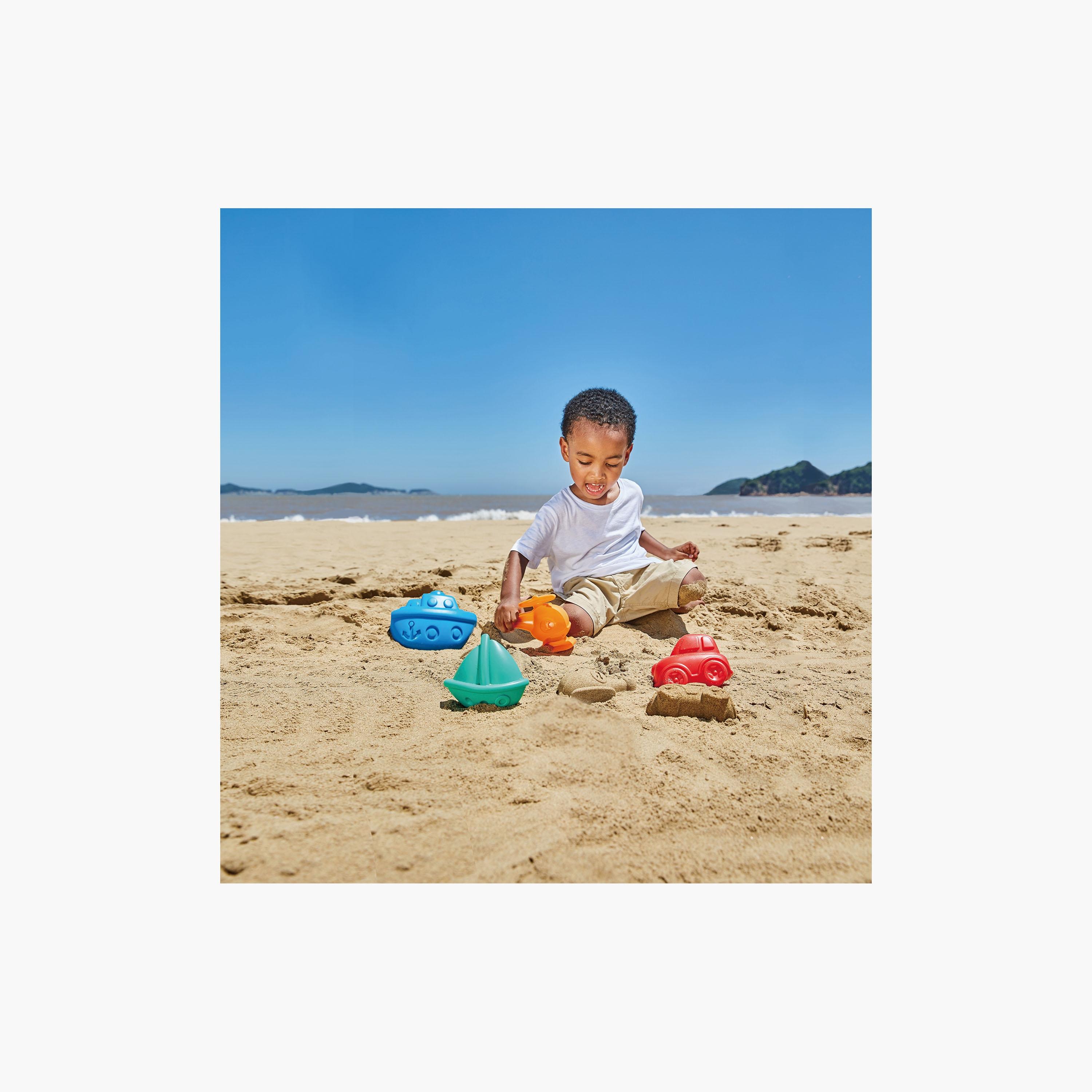 Hape 4-Piece Travel Sand Mold Beach Toy Set-toys-outdoor-poolandbeach-beachtoys-image-2