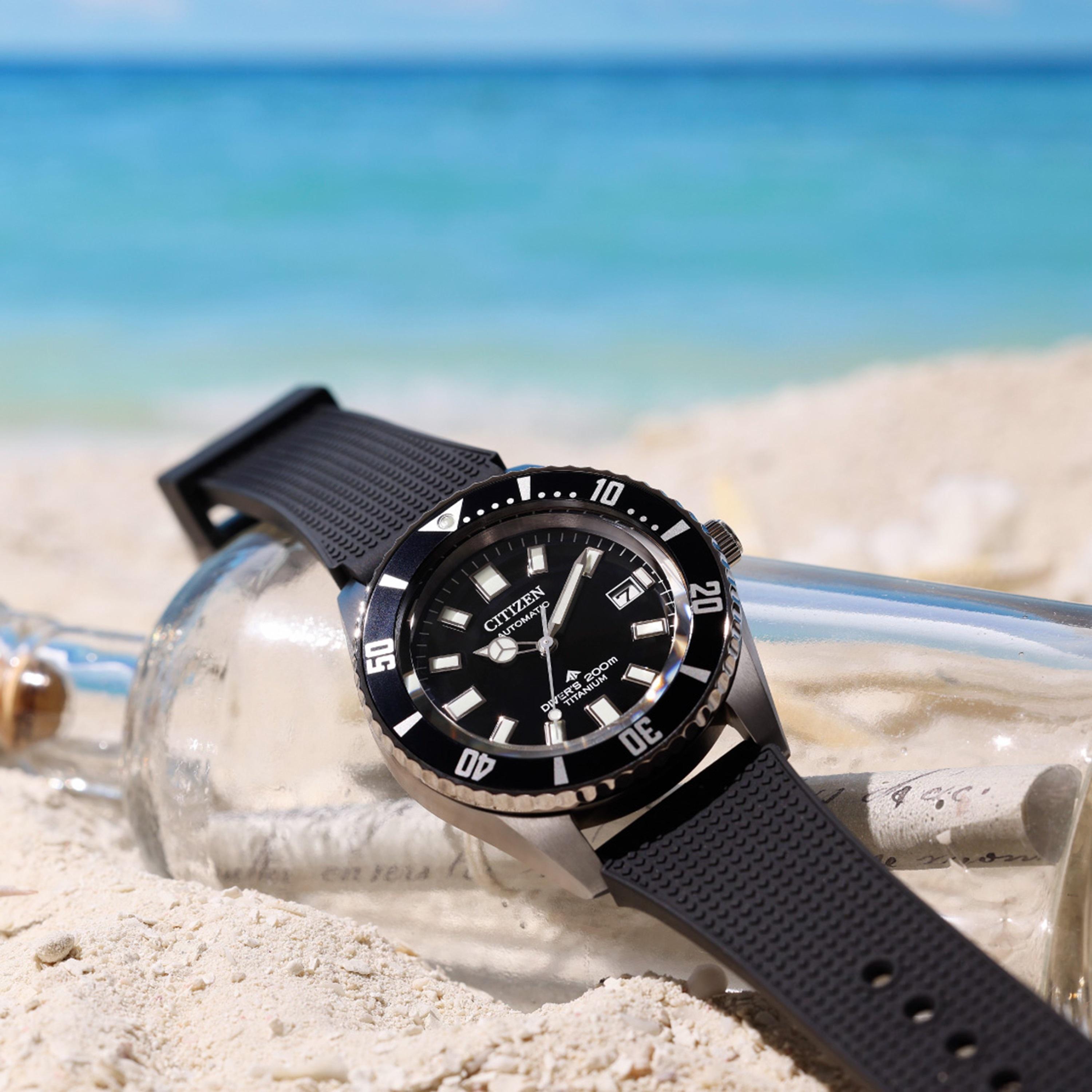 ساعة سيتيزن بروماستر للرجال ذو 41 ملم بلون اسود مع انالوج بسوار سيليكون | NB6021-17E-men-watchesandjewellery-watches-image-4