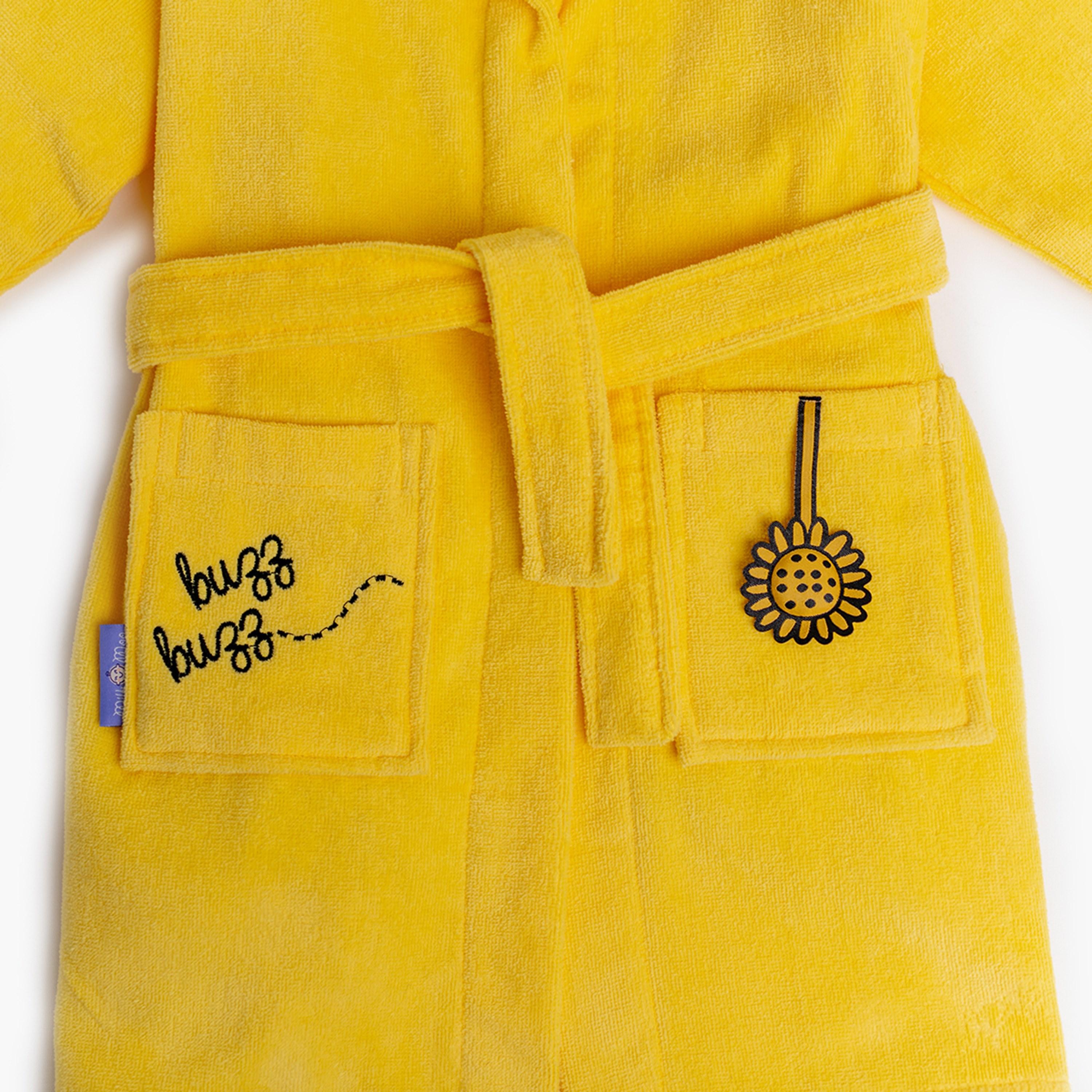 Milk&Moo Buzzy Bee Velvet Hooded Bathrobe - 24 x 24 x 7 cm-baby-bathandcare-towels-image-4