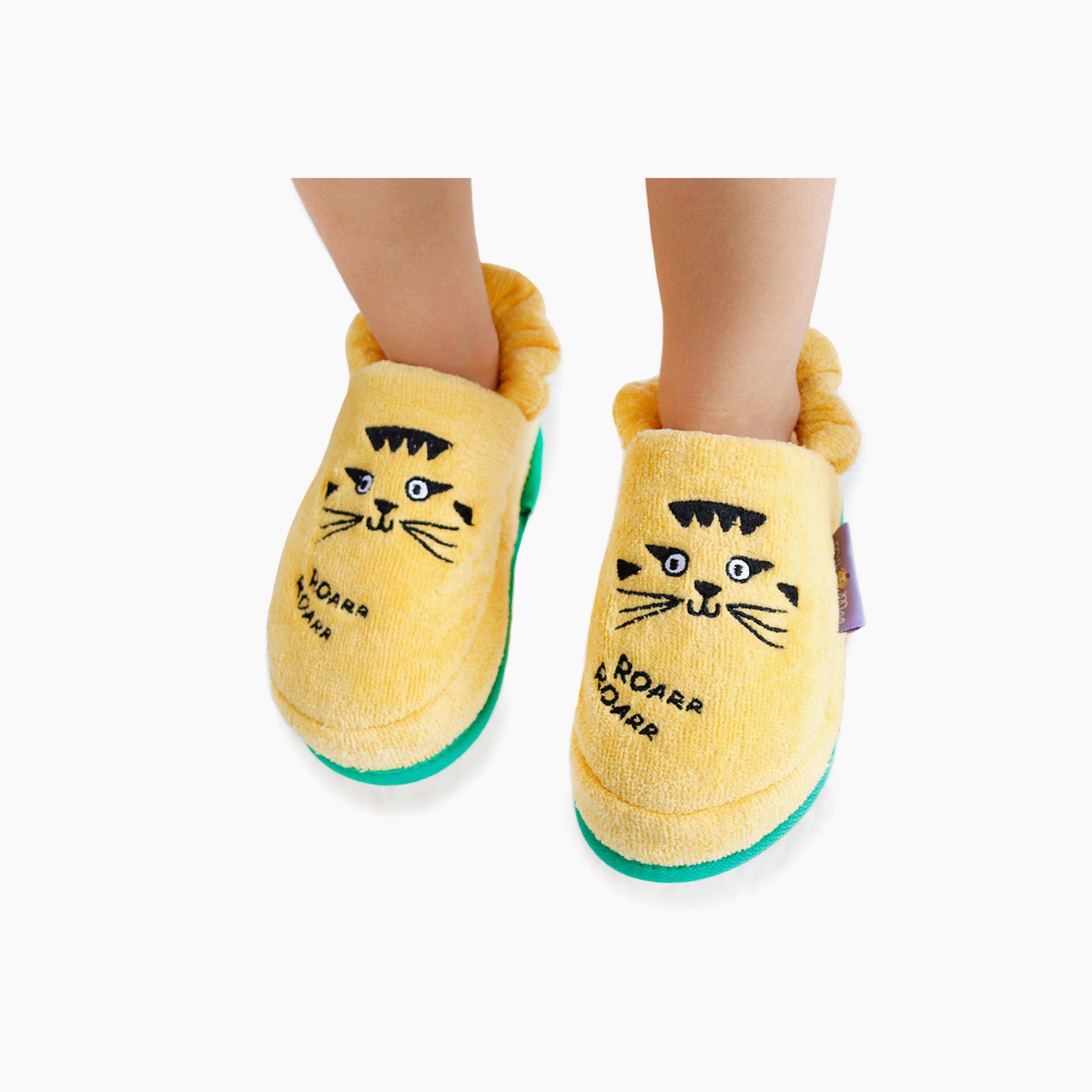 Milk&Moo Skater Cheetah Kids Slippers, Size 29-30 cm-baby-boys-shoes-flipflopsandslides-image-1