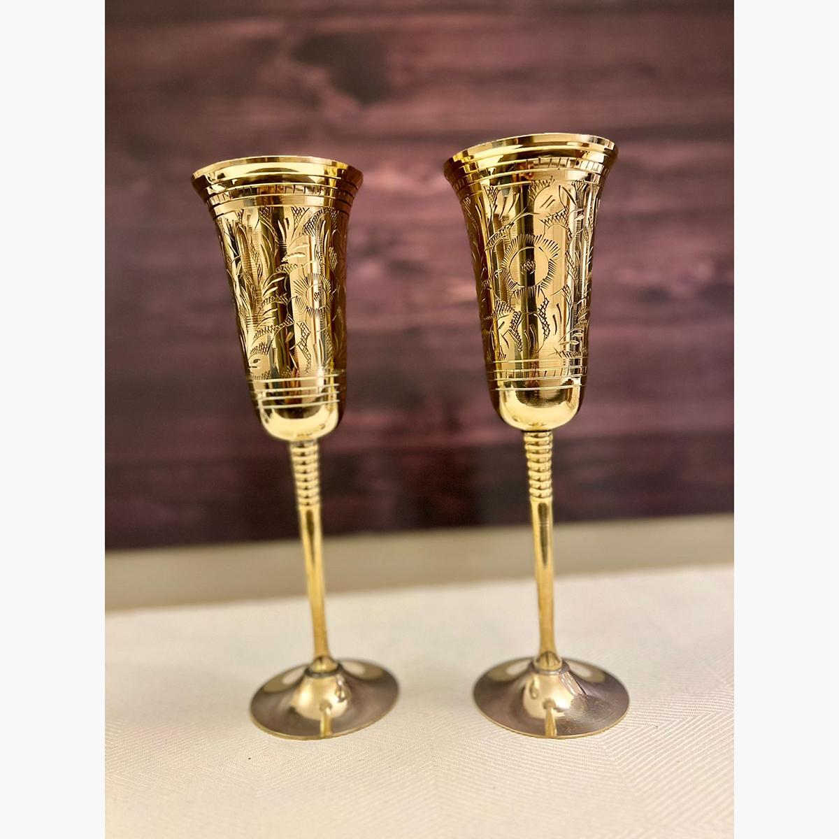 Quesera Luxury 2-Piece Brass Stem Glass Set