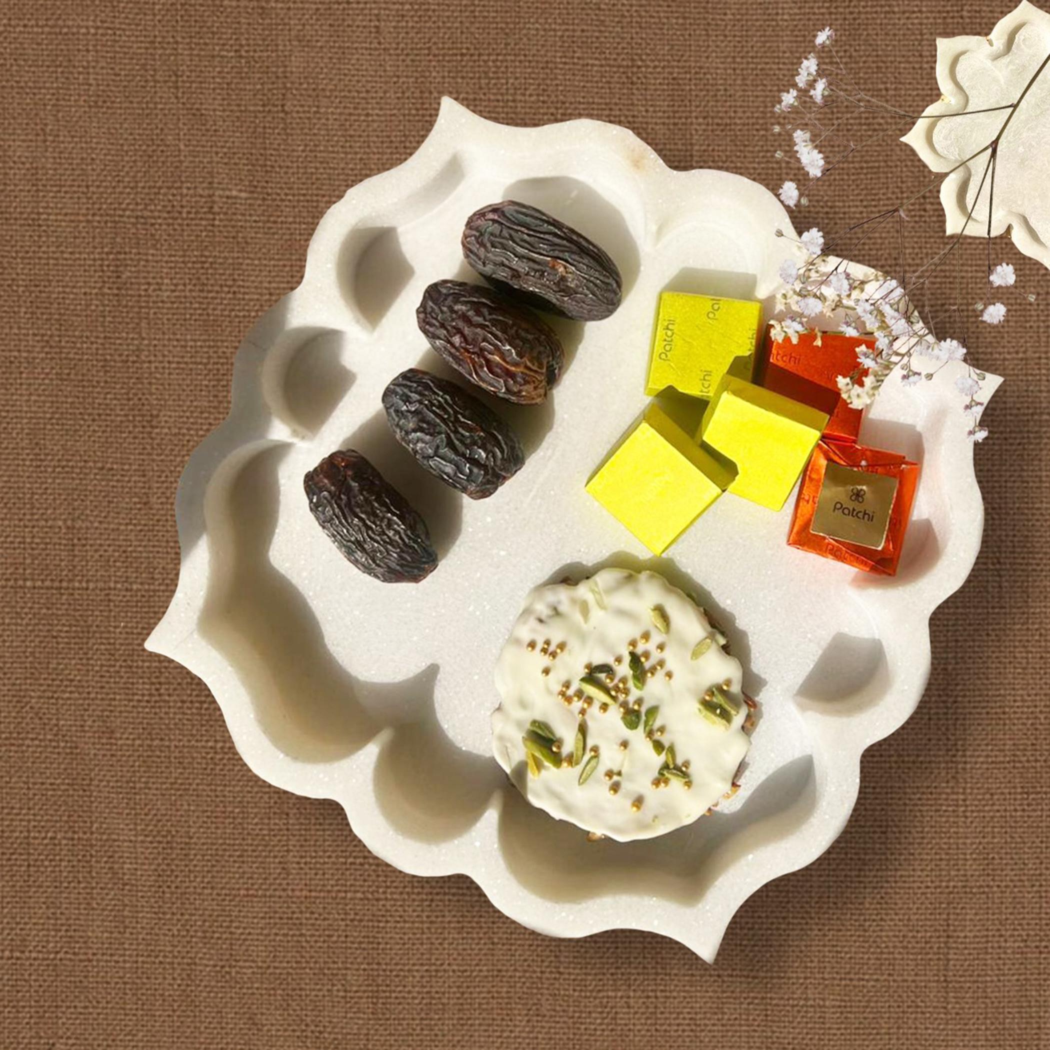 Quesera Madina Marvel Marble Serving Platter - 9 inches