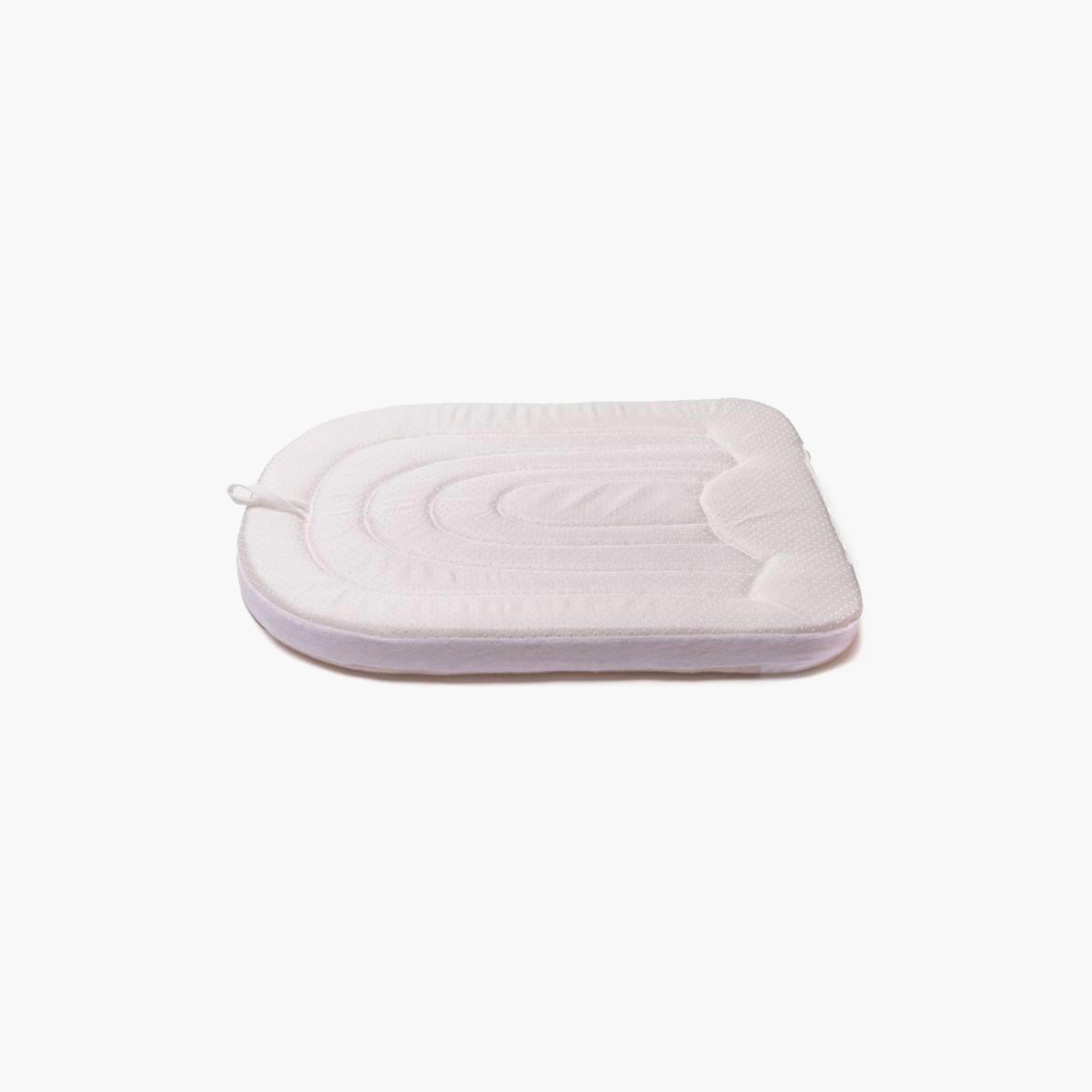 سجادة حمام من القطيفة بألوان قوس قزح من بلومينج باث، بيج-baby-diapering-changingmats-image-4