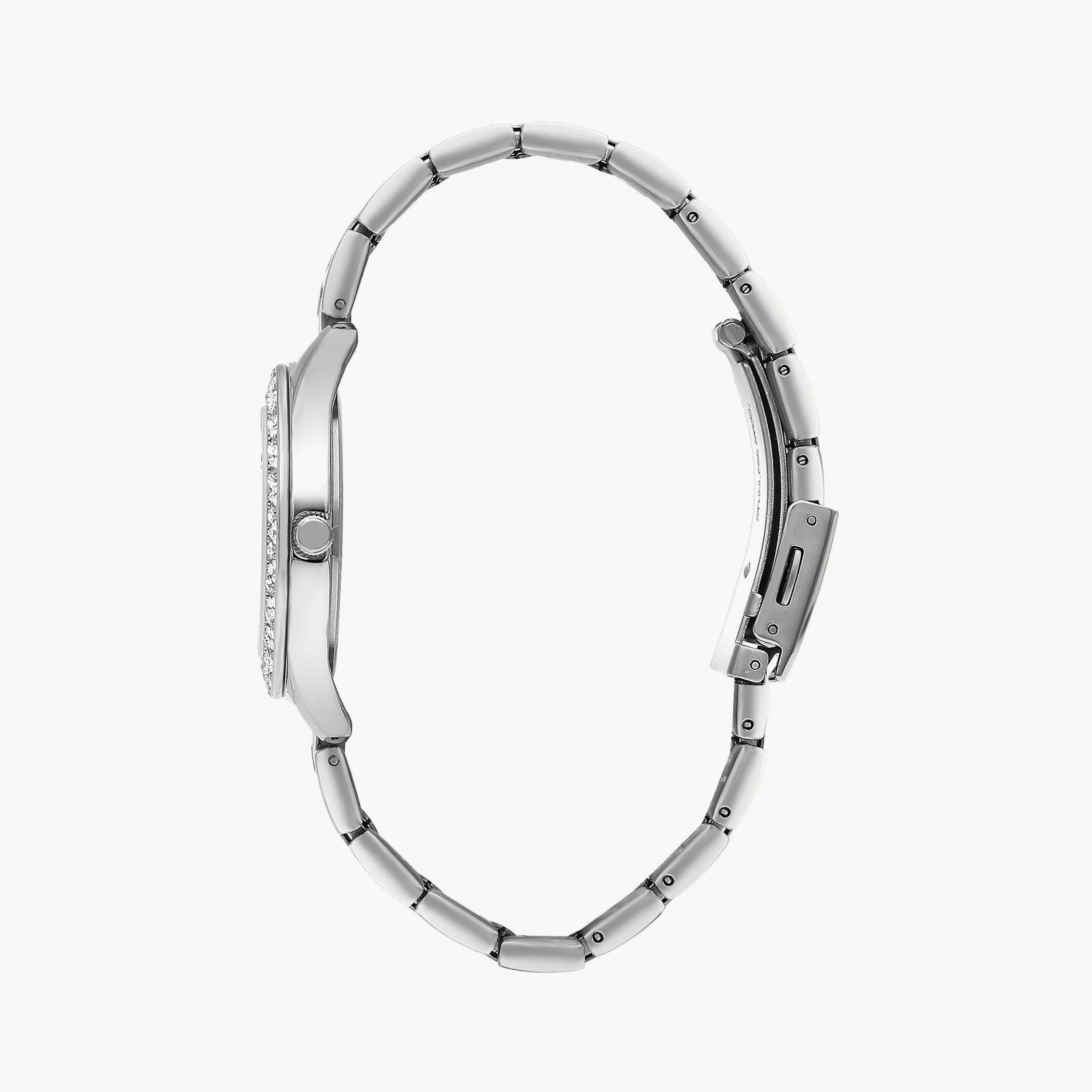 كاسيو-  ساعة رقمية بيضاء بحزام بلاستيكي | F-91WB-7ADF-women-watchesandjewellery-watches-image-2
