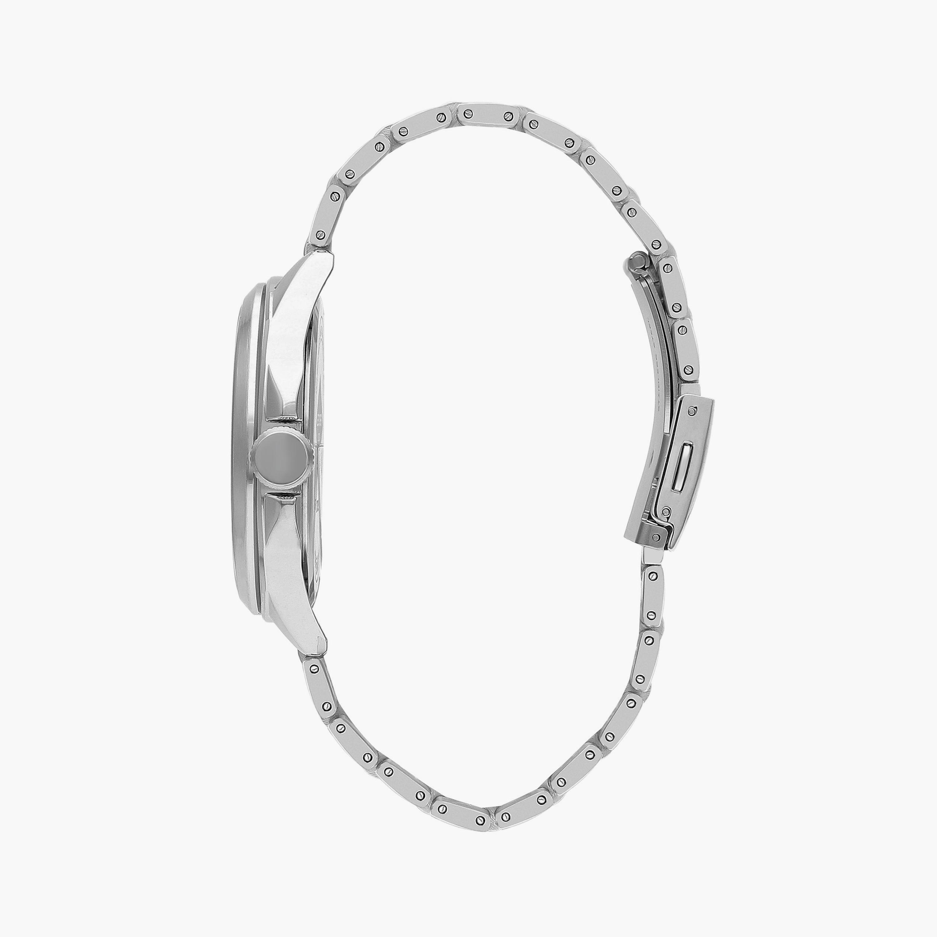ساعة يد رقمية سوداء بسوار راتنج للرجال من كاسيو W-96H-1BVDF-men-watchesandjewellery-watches-image-2