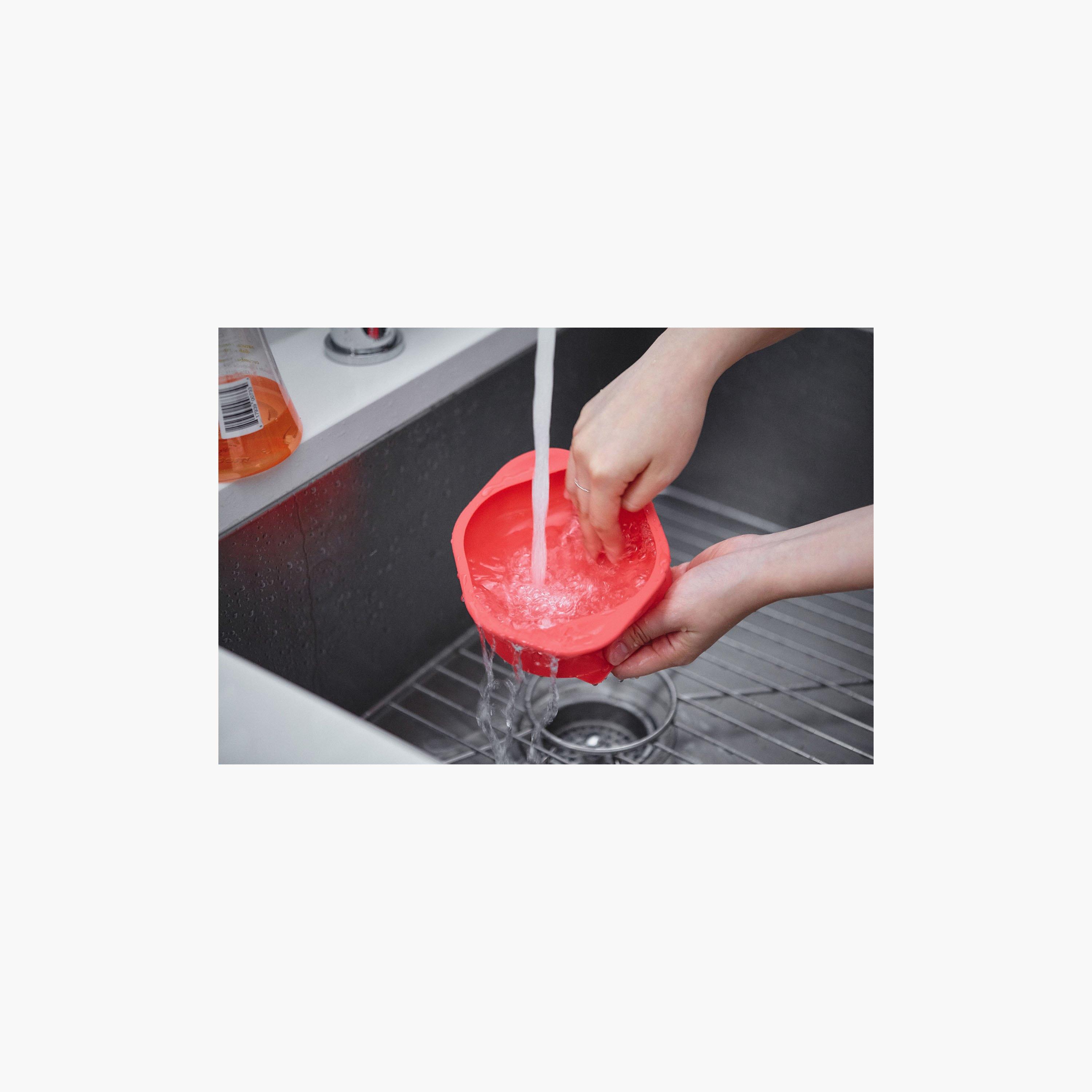 Marcus & Marcus Suction Bowl-baby-feeding-mealtimeessentials-image-3