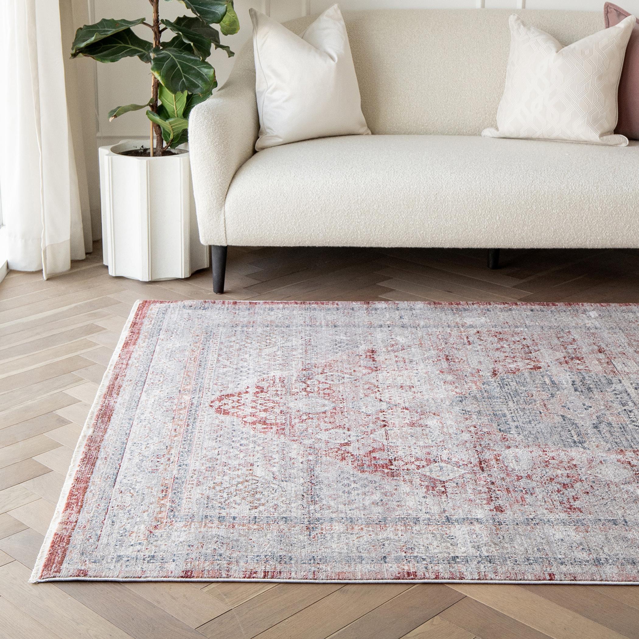 Alexander Rosso Distressed Rug - 160x240 cm