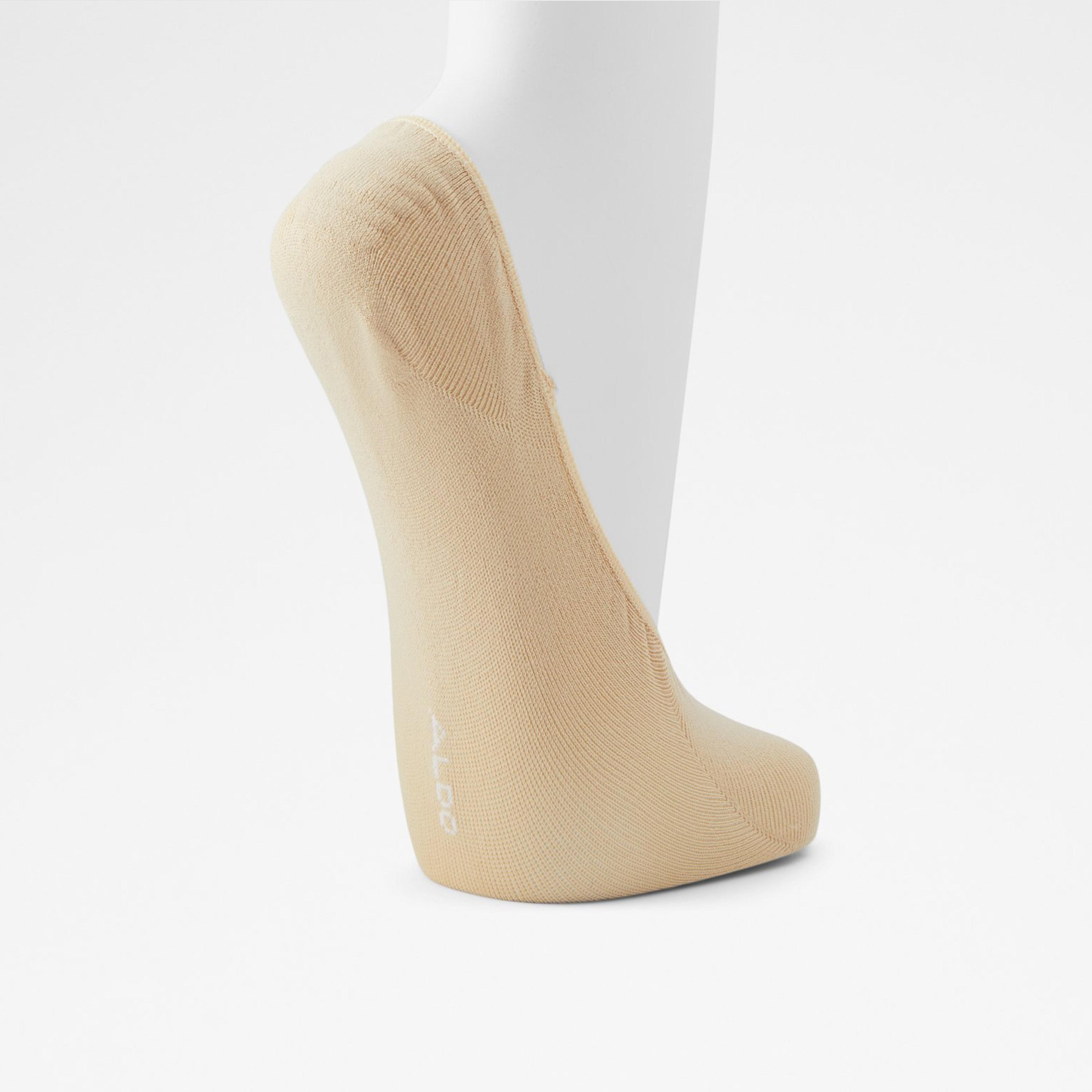 الدو- جوارب مخفية بشعار- عدد 3-women-socksandstockings-image-2