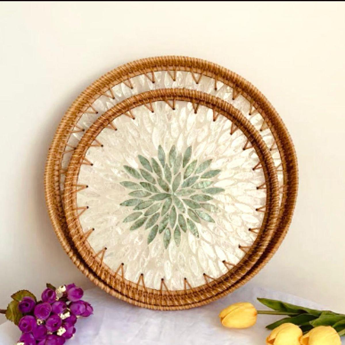 Quesera 2-Piece Rattan Serving Tray Set