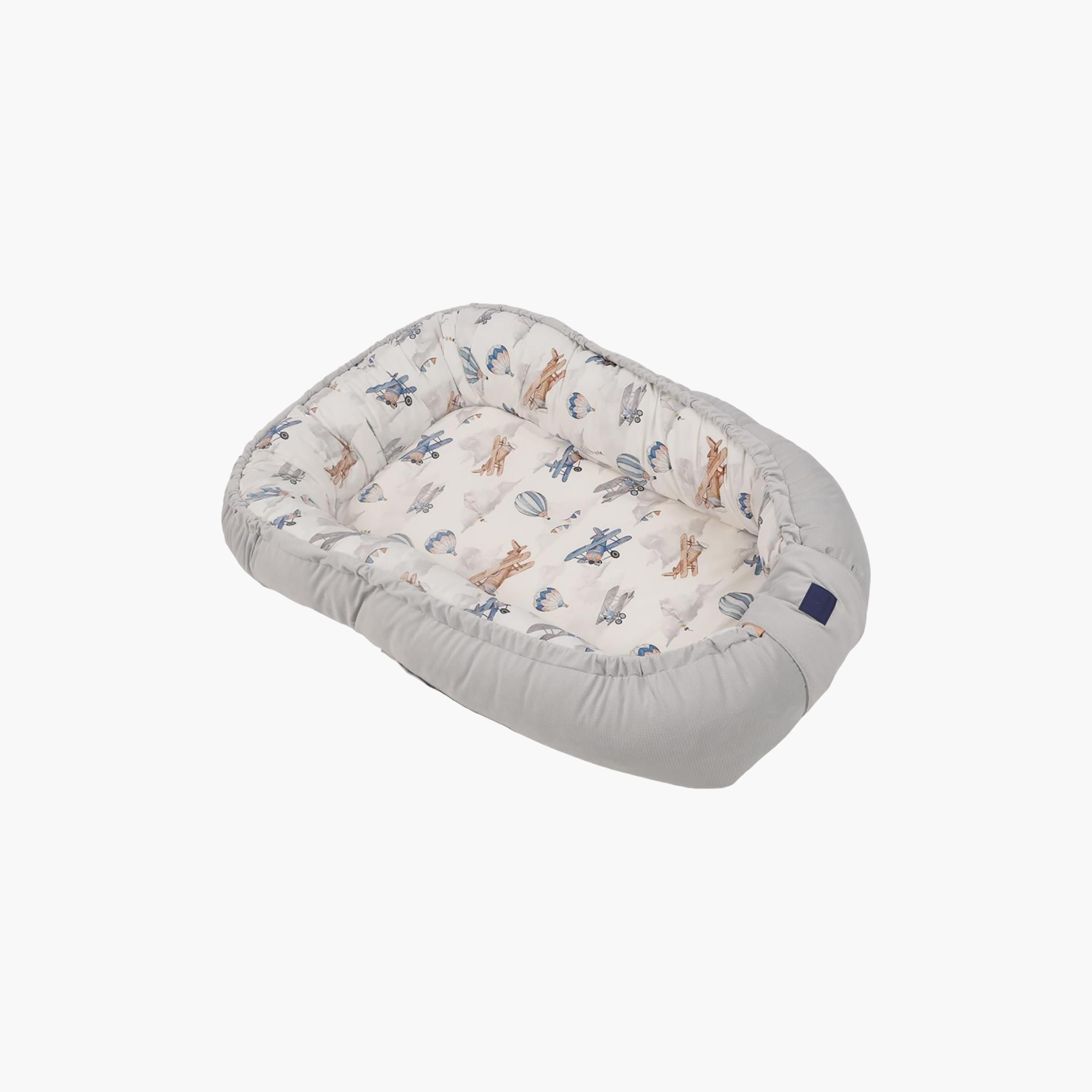 Babydream Portable Bassinet, Grey-baby-nursery-babybedding-image-1