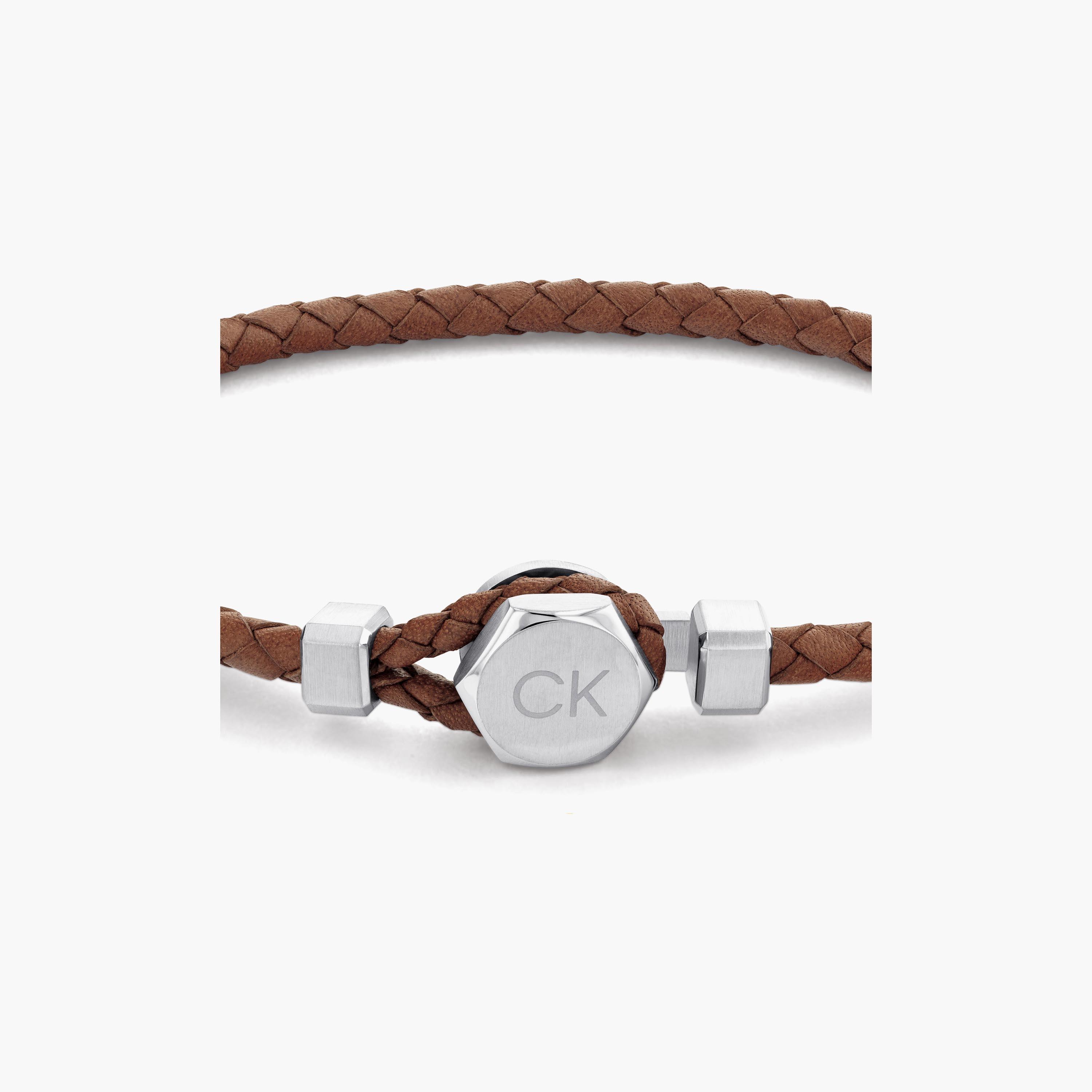 باند مضفر مزلاج براون من كالفن كلاين | 35000261-men-watchesandjewellery-bracelets-image-2