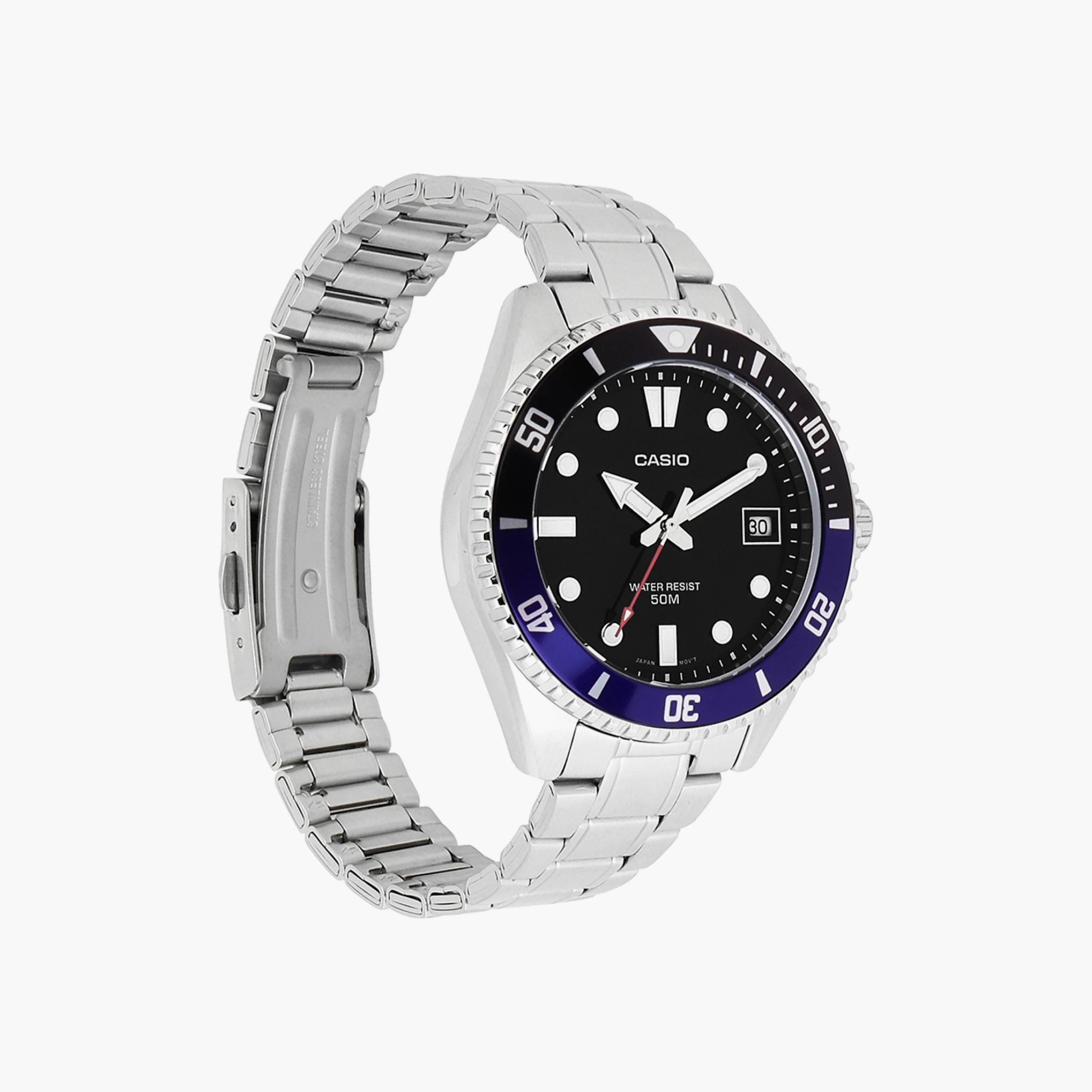 ساعة ذات انالوج من جيس بسوار جلدي باللون الأسود للرجال | GW0628G1-men-watchesandjewellery-watches-image-2