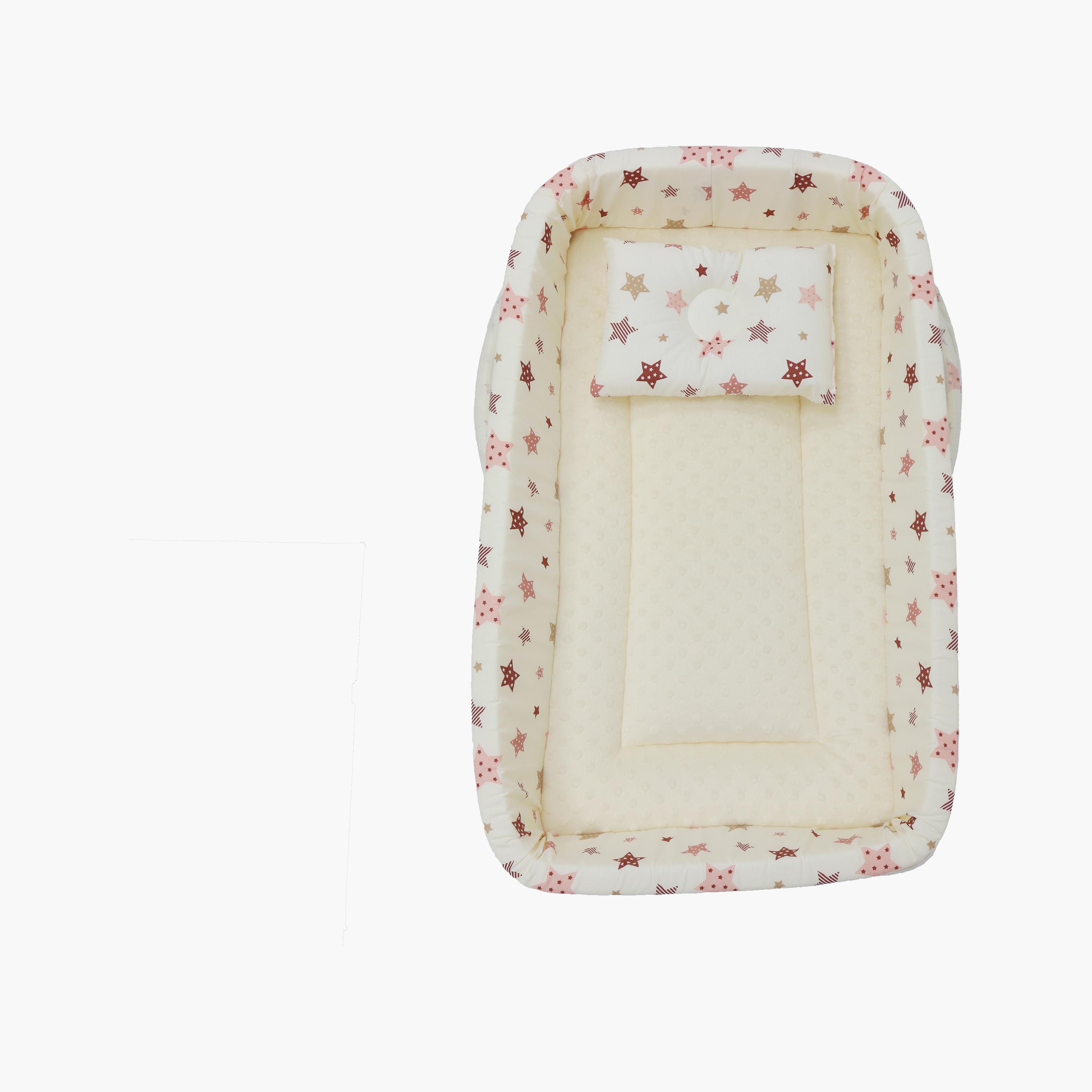 Little Angel Lounger Portable Bassinet, Stars, Beige-baby-nursery-furniture-cribsandbeds-bassinets-image-1