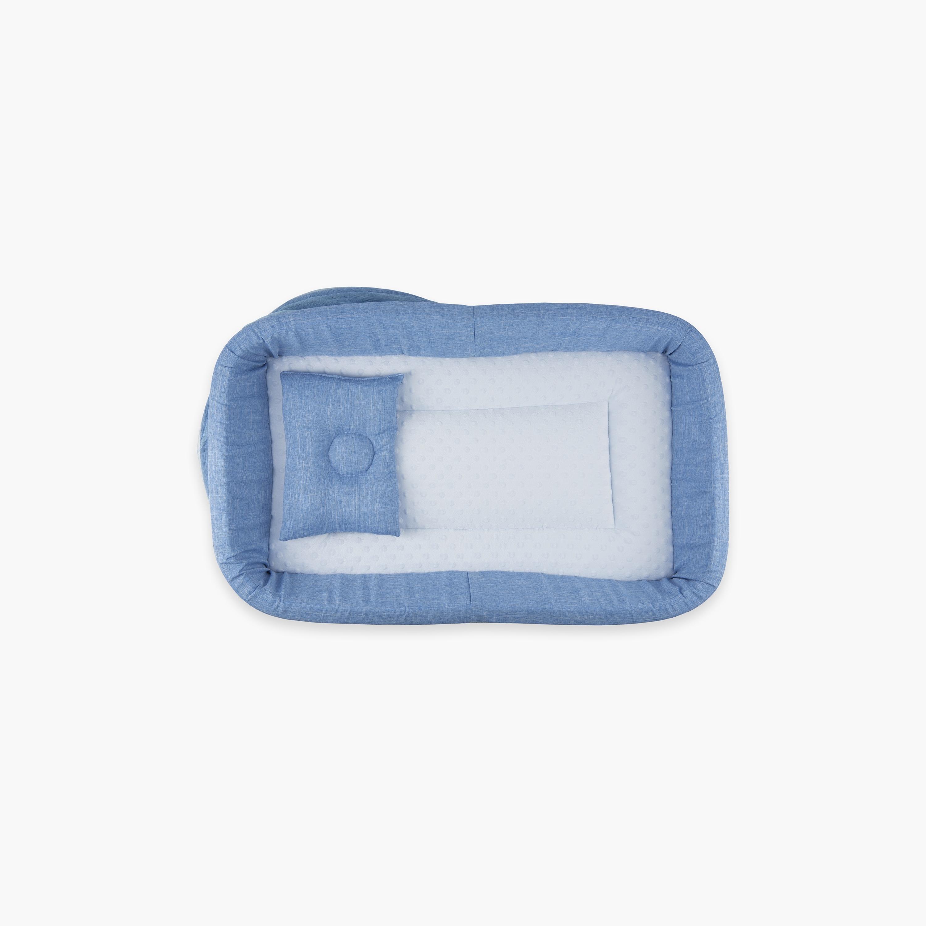 سرير محمول مع حشوة مريحة من نايت آنجل، أزرق-baby-nursery-furniture-cribsandbeds-bassinets-image-1