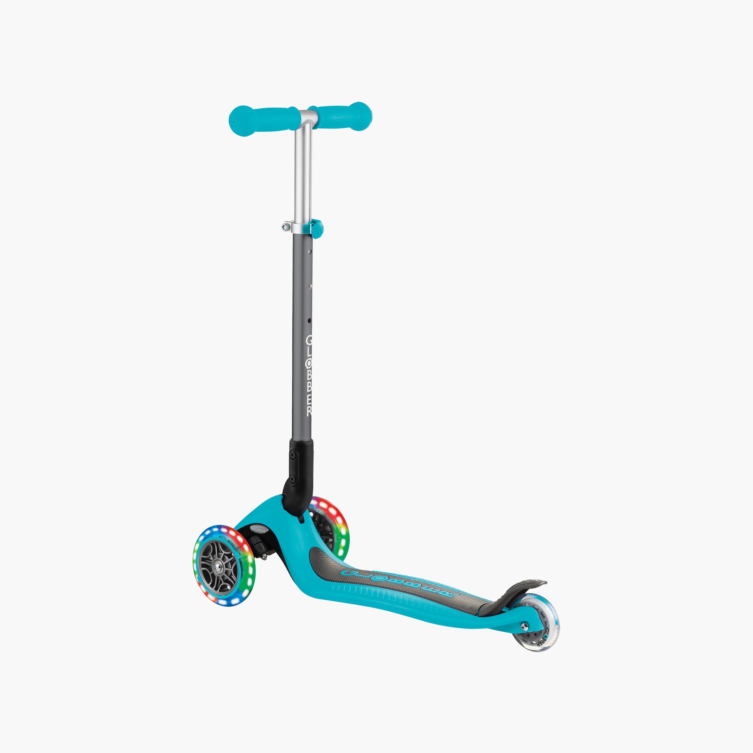 سكوتر بريمو ثلاثي العجلات قابل للطي بإضاءة من جلوبر-toys-outdoor-scooters-image-2