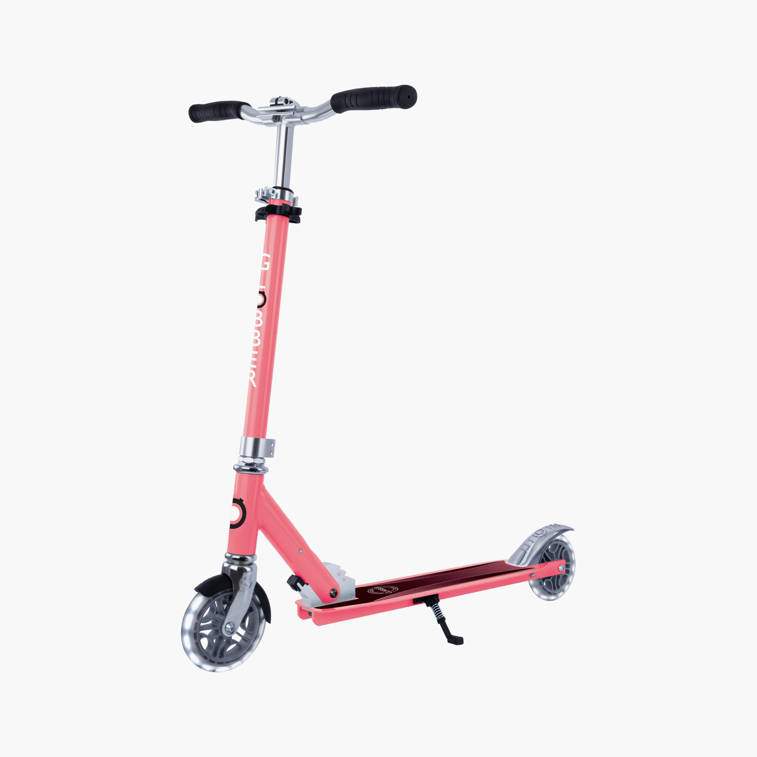 سكوتر ثنائي العجلات قابل للطي فلو إليمينت بإضاءة من جلوبر-toys-outdoor-scooters-image-4