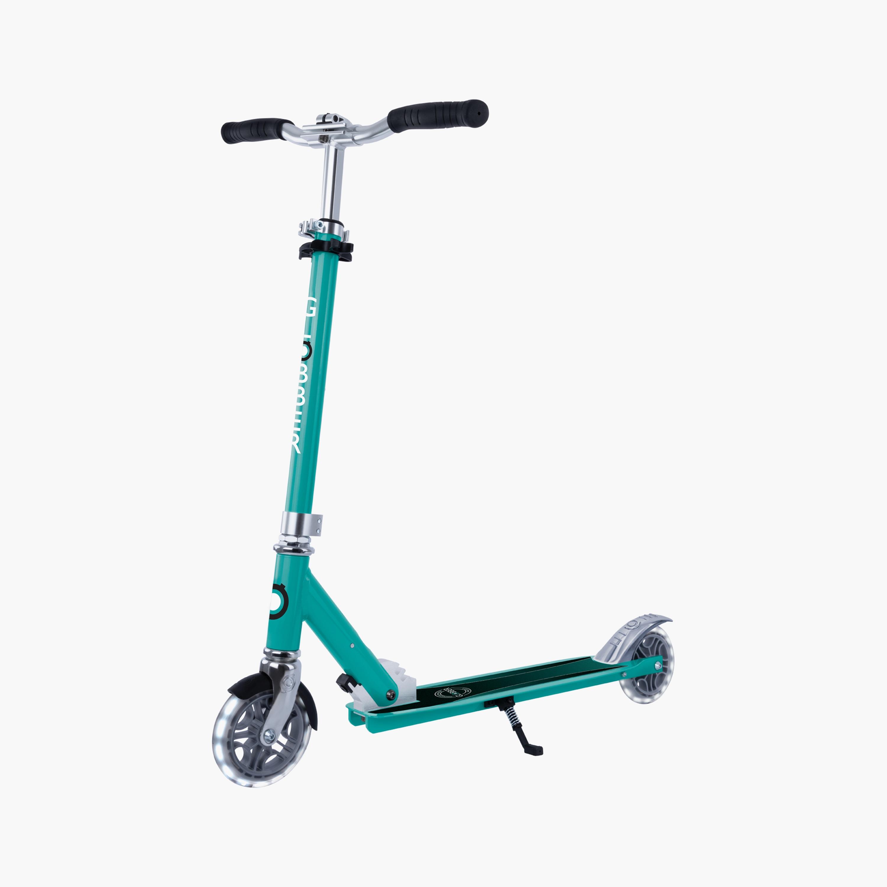 سكوتر ثنائي العجلات قابل للطي فلو إليمينت بإضاءة من جلوبر-toys-outdoor-scooters-image-4