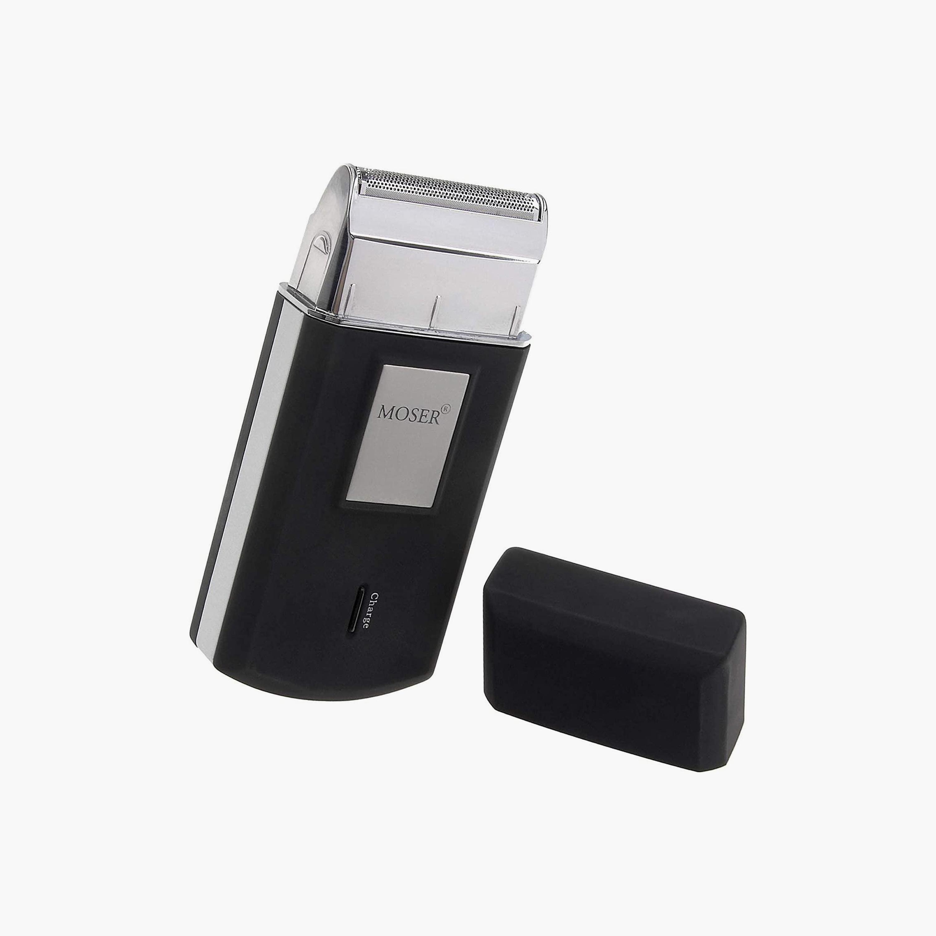 ماكينة حلاقة متنقلة لاسلكية من موزر باللونين الأسود والفضي | 3615-0052-beautyandpersonalcare-mens-shaving-image-1