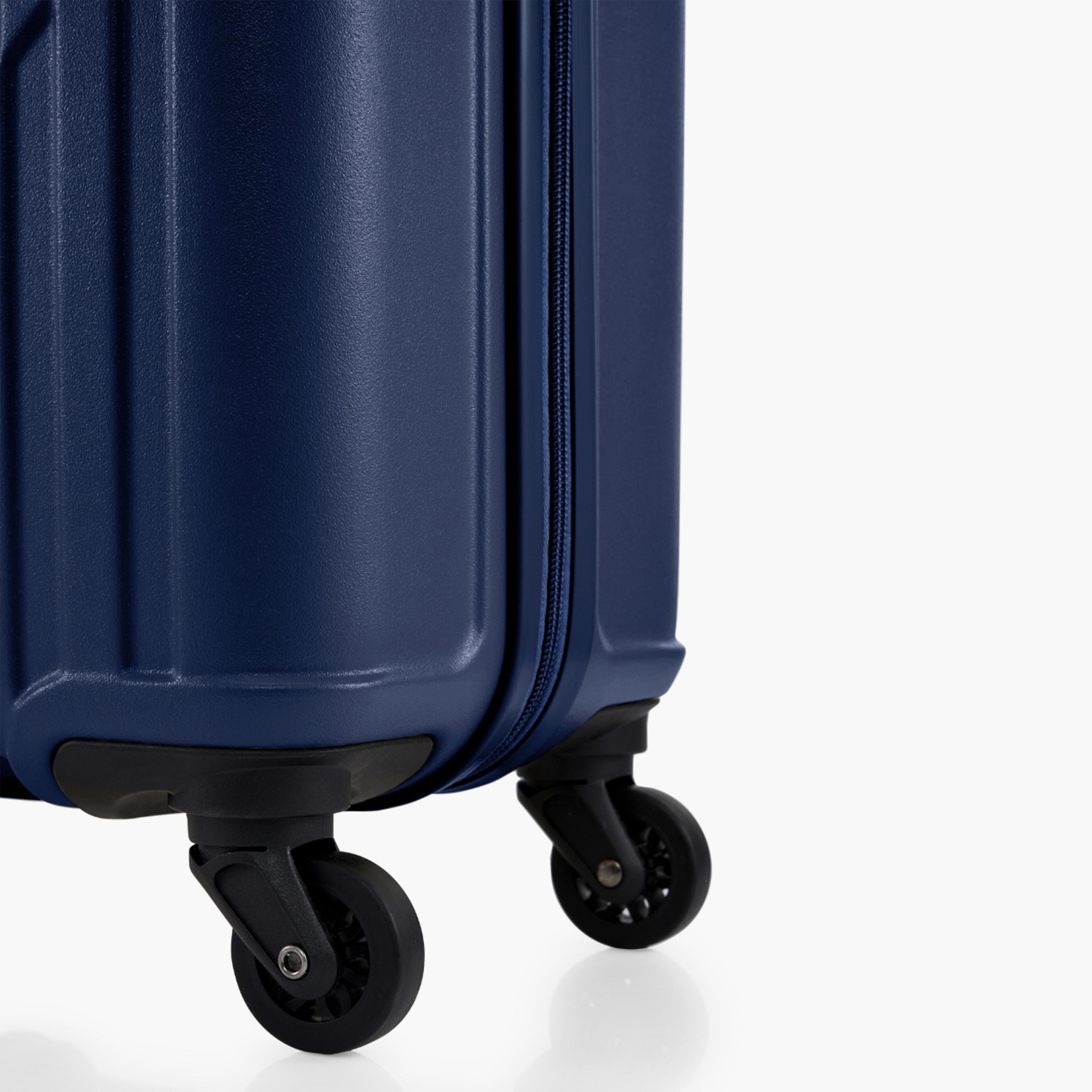 أمريكان توريستر - طقم شنط سفر سكاي تراك مكون من 3 شنط ABS هيكل صلب بأربع عجلات مع قفل TSA-travel-luggagesandbags-luggage-image-9