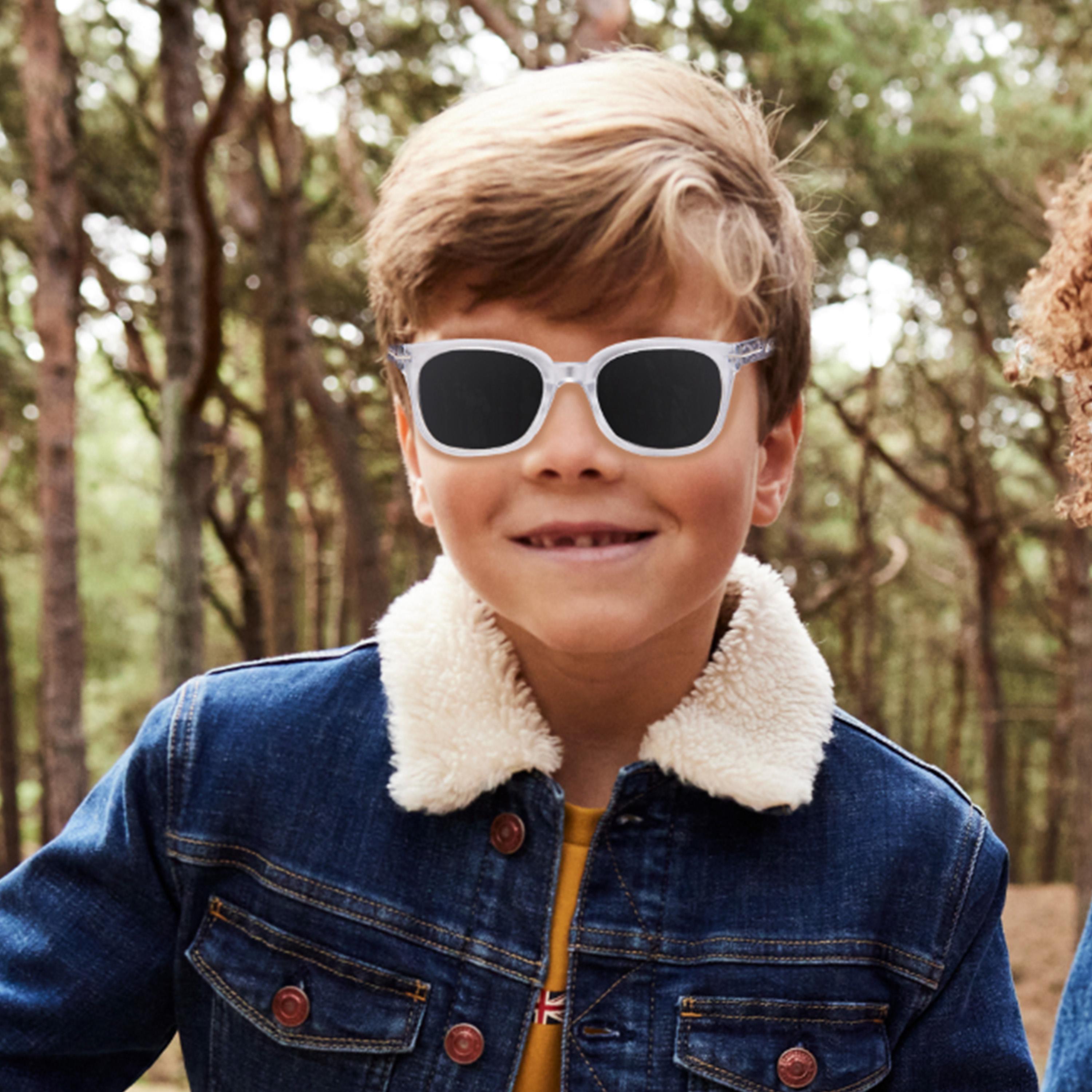 Lee Cooper Kids Polarized 47 MM Wayfarer LCK116C02-girls-accessories-sunglasses-image-7