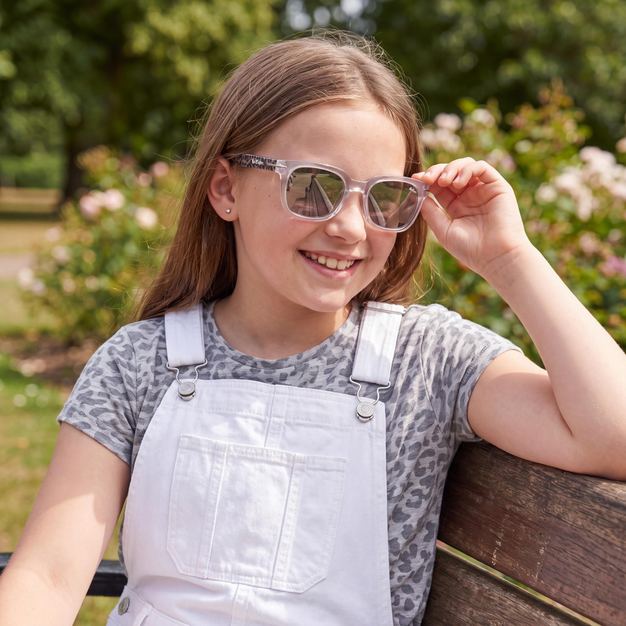 Lee Cooper Kids Polarized 47 MM Wayfarer LCK116C02-girls-accessories-sunglasses-image-10