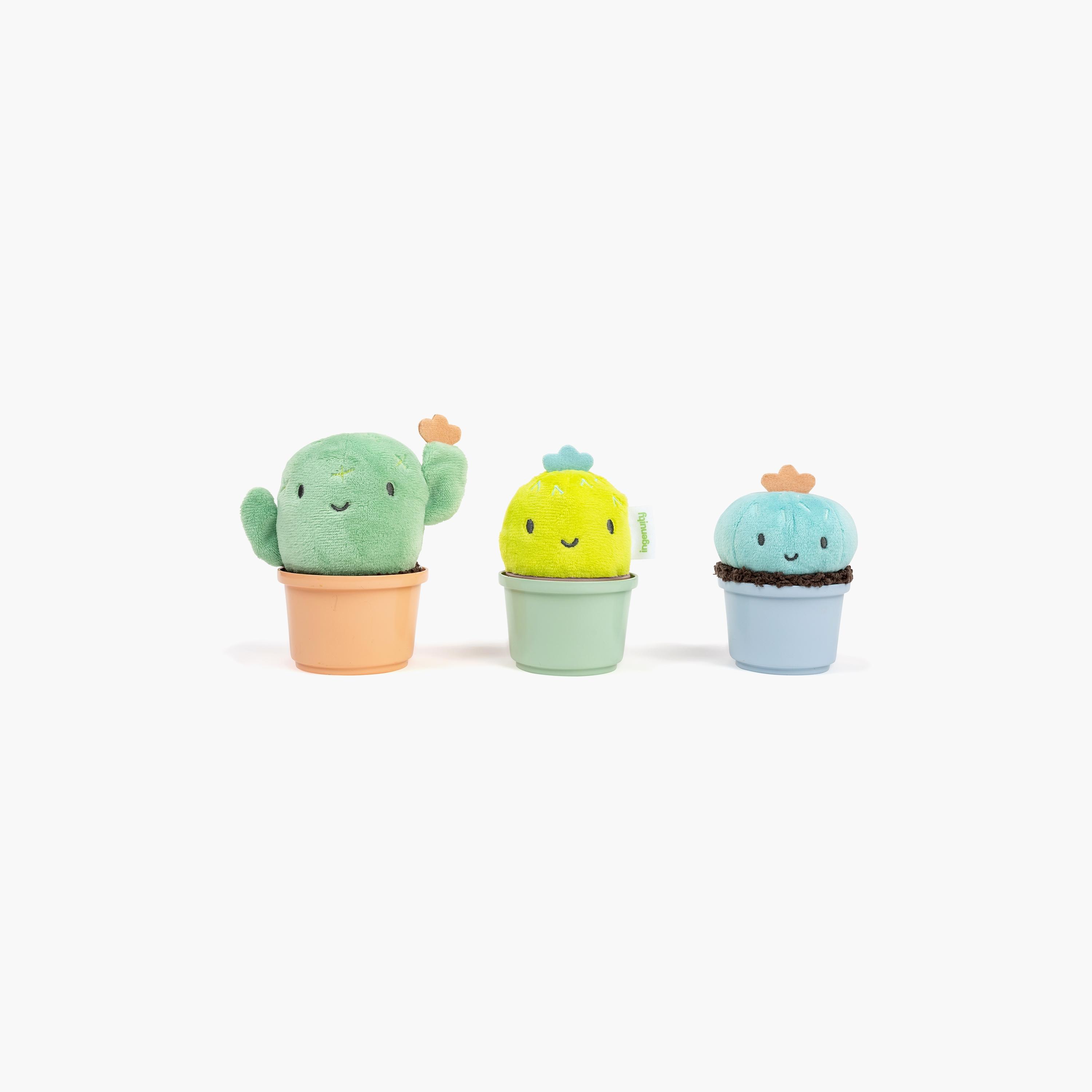 خشخيشة تعشيش هادئة خالية من مادة BFA 3 قطع من إنجوينيتي-toys-babyandtoddlertoys-rattlesandteethers-image-1