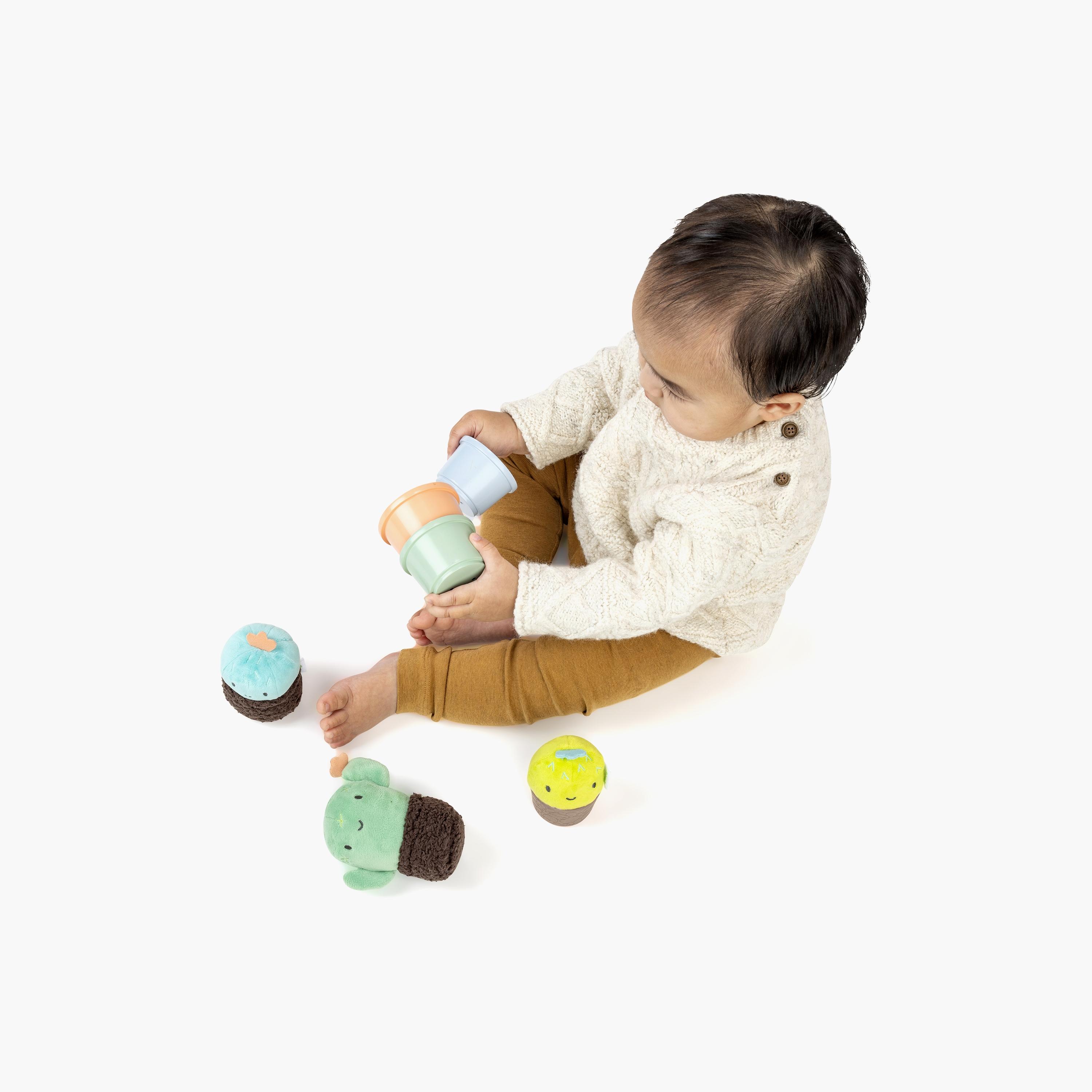 خشخيشة تعشيش هادئة خالية من مادة BFA 3 قطع من إنجوينيتي-toys-babyandtoddlertoys-rattlesandteethers-image-3
