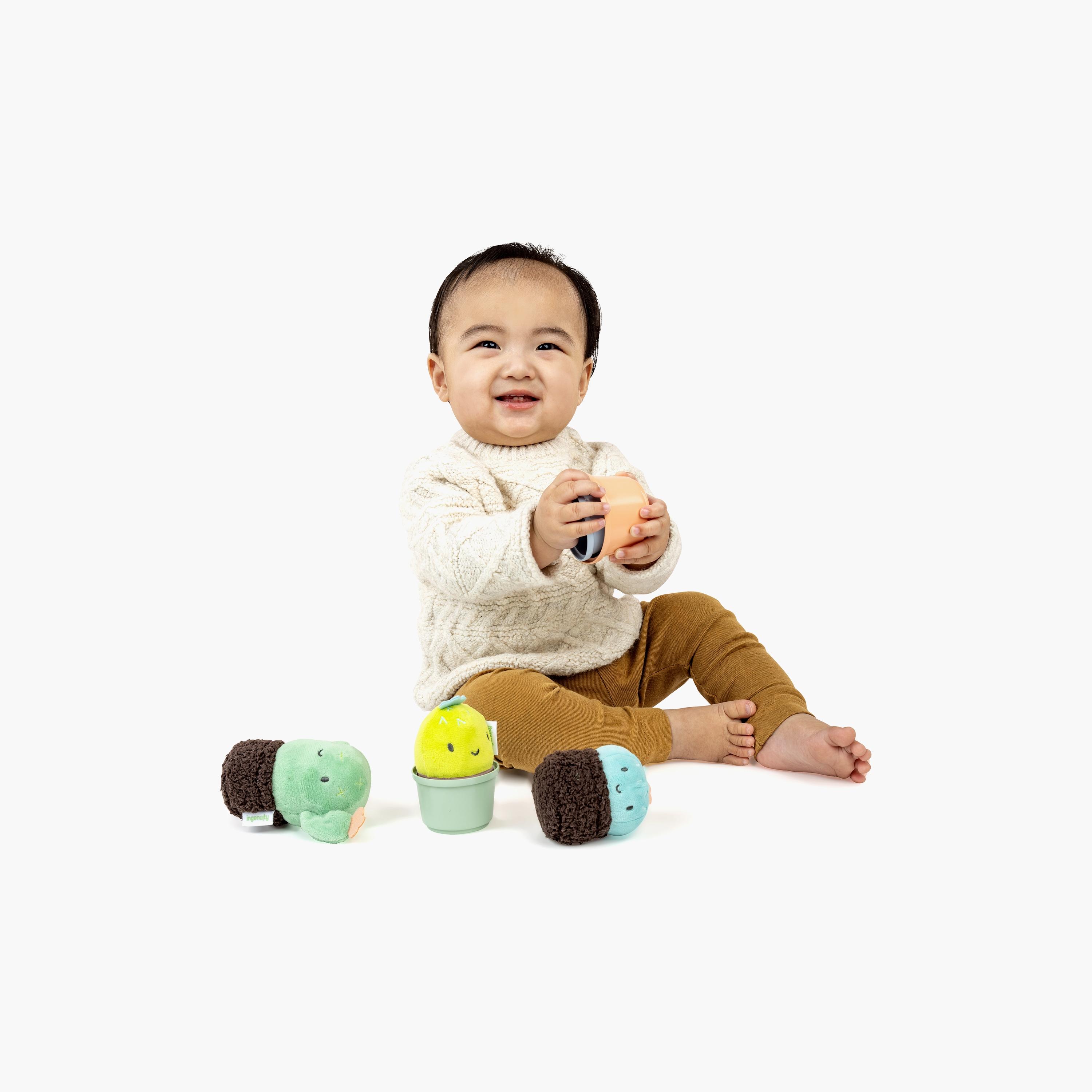 خشخيشة تعشيش هادئة خالية من مادة BFA 3 قطع من إنجوينيتي-toys-babyandtoddlertoys-rattlesandteethers-image-4