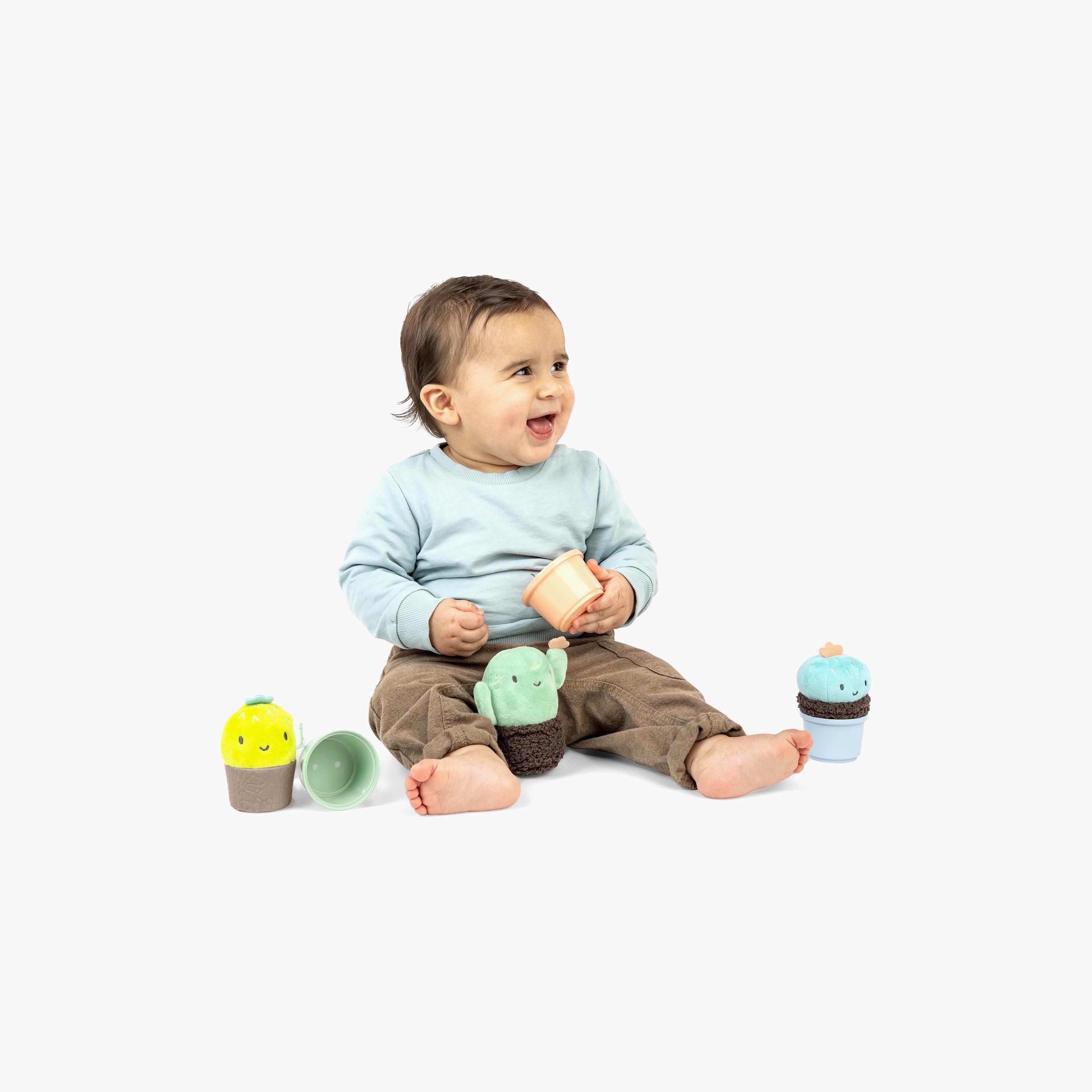 خشخيشة تعشيش هادئة خالية من مادة BFA 3 قطع من إنجوينيتي-toys-babyandtoddlertoys-rattlesandteethers-image-5