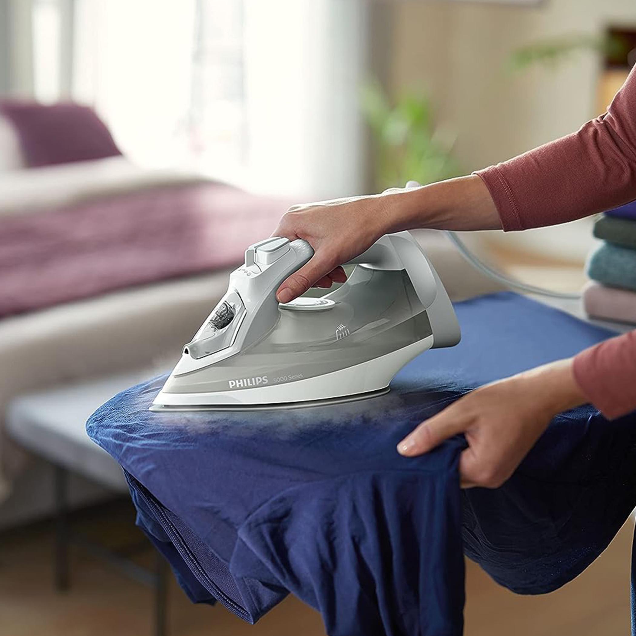 Philips 5000 Series Steam Iron - DST5010-hbxhomeware-hbxbathroom-image-4
