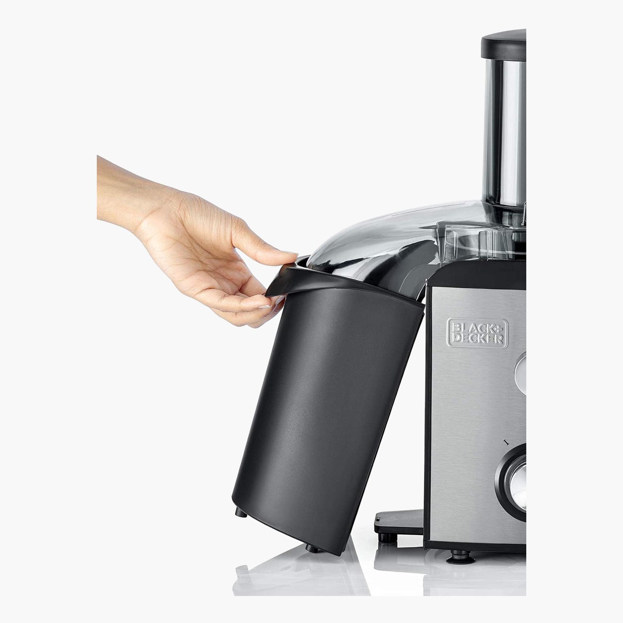 Black & Decker 800W 75mm Juice Extractor with 1.7L Pulp Container and 1.1L Collector and Food Pusher-hbxhomeware-appliances-blendersmixersandgrinders-image-5