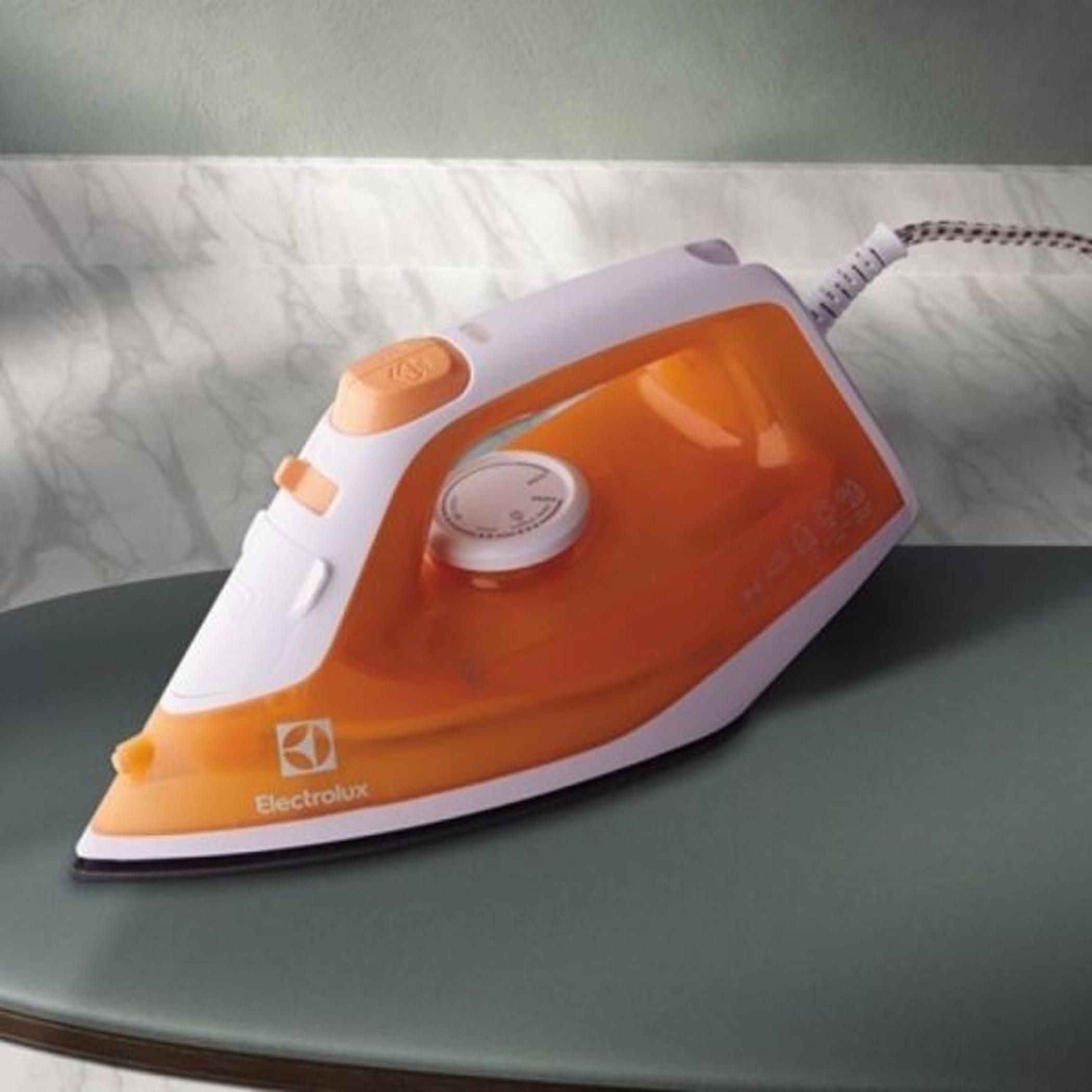 مكواة بخار إيزي لاين 1600 واط - ESI4007 من إلكترولوكس-hbxhomeware-hbxbathroom-image-4