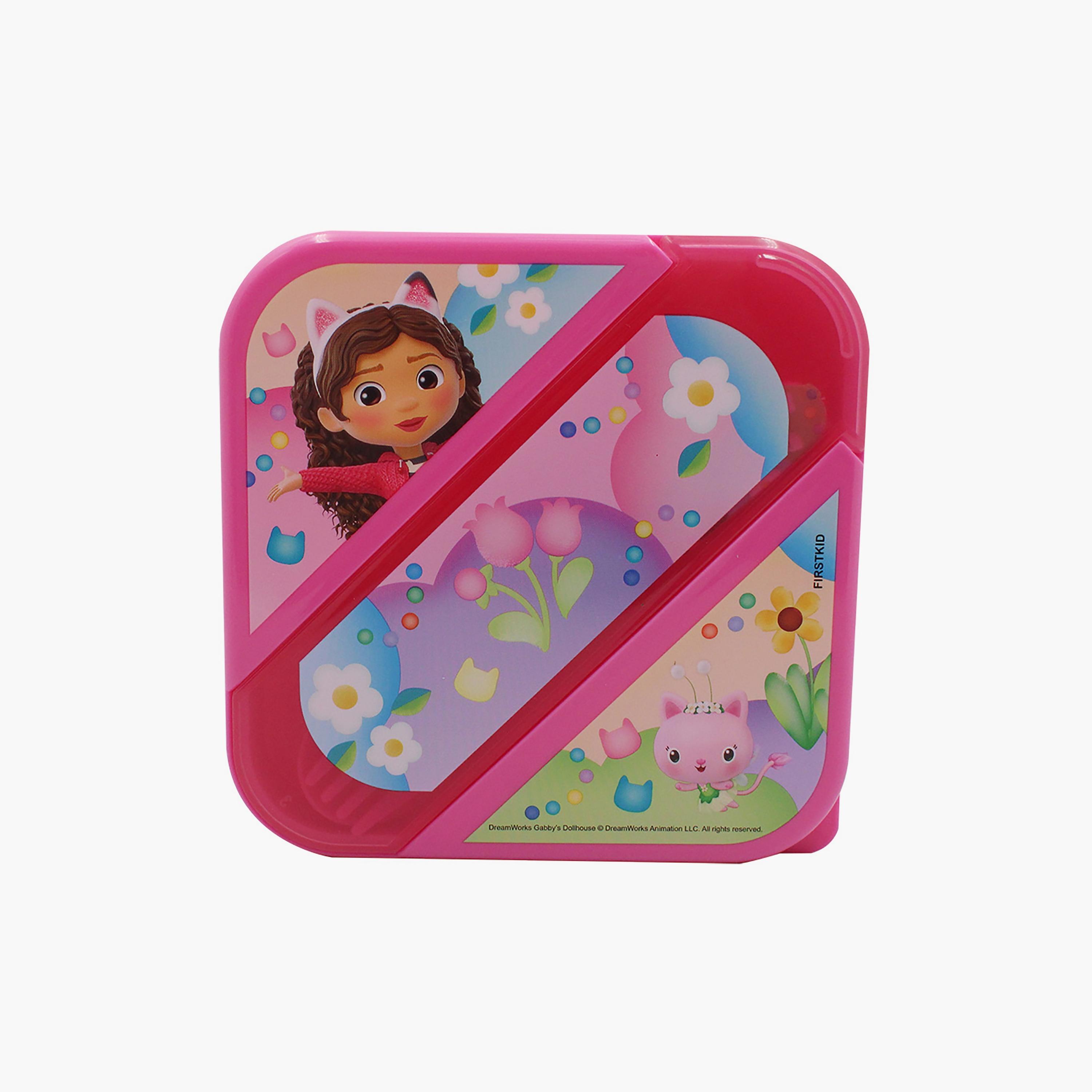 صندوق غداء مع مجموعة أدوات مائدة بطبعة جابيز دول هاوس - وردي-school-lunchessentials-lunchboxes-image-2