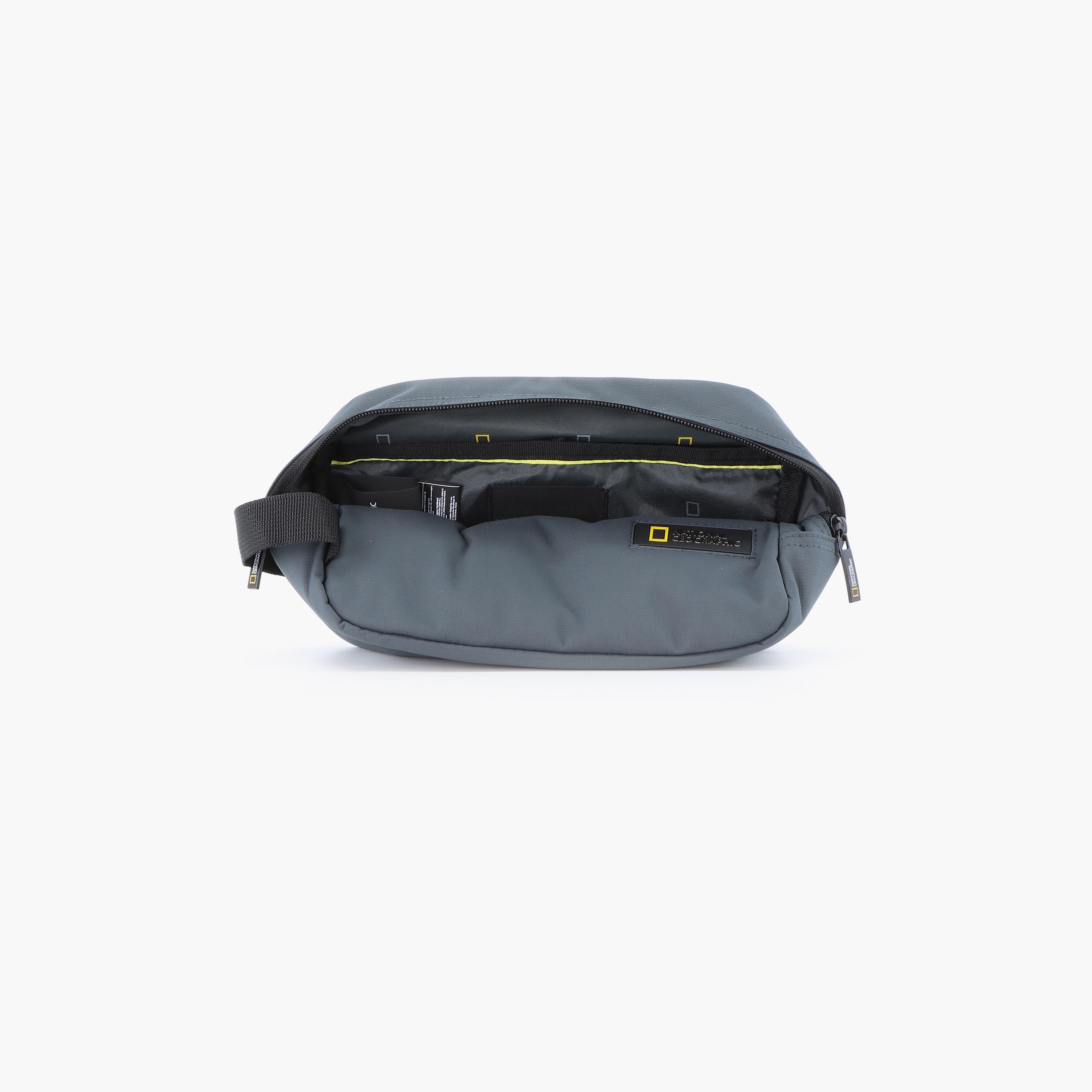 National Geographic Mutation Toiletry bag with Zipper-men-bags-image-7