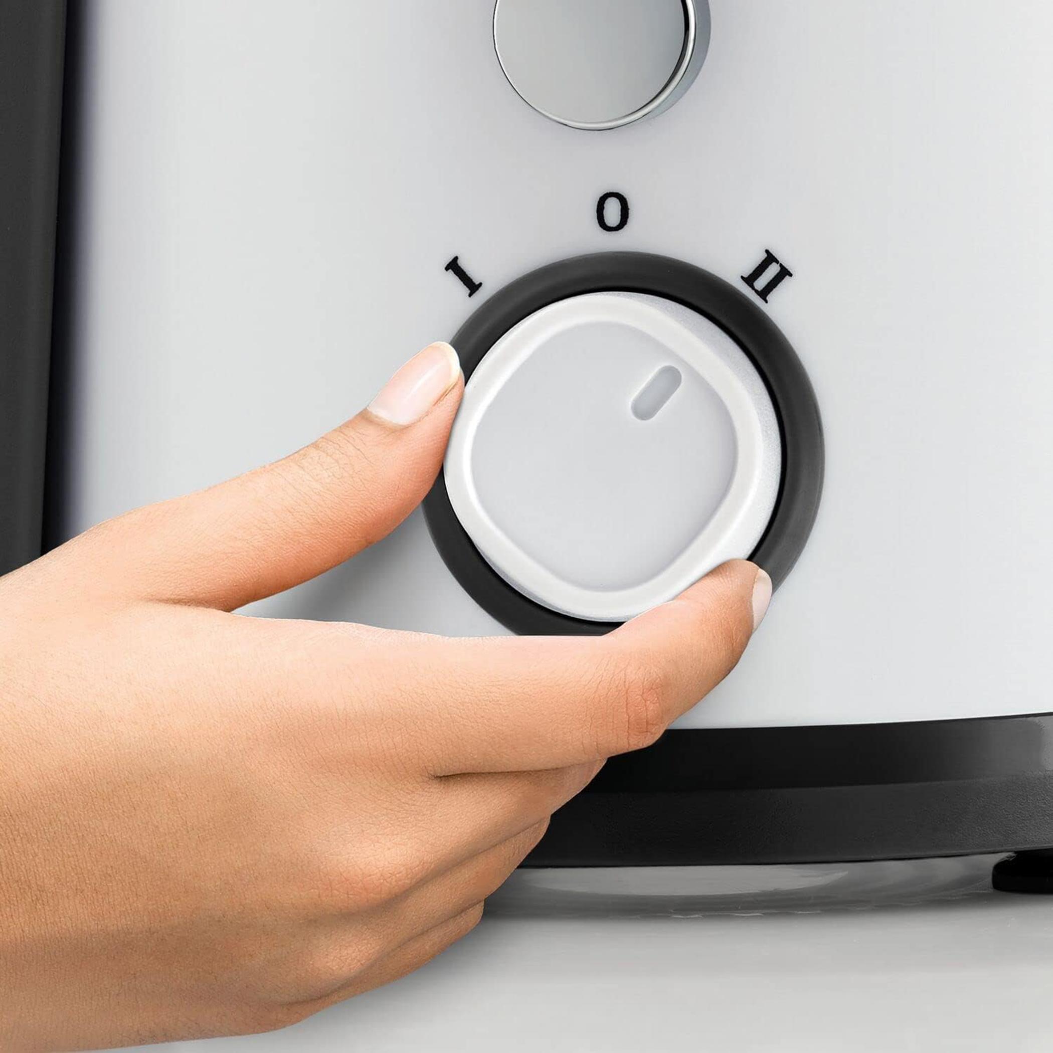 عصارة 600 واط من بلاك آند ديكر - JE600-B5-hbxhomeware-appliances-blendersmixersandgrinders-image-4