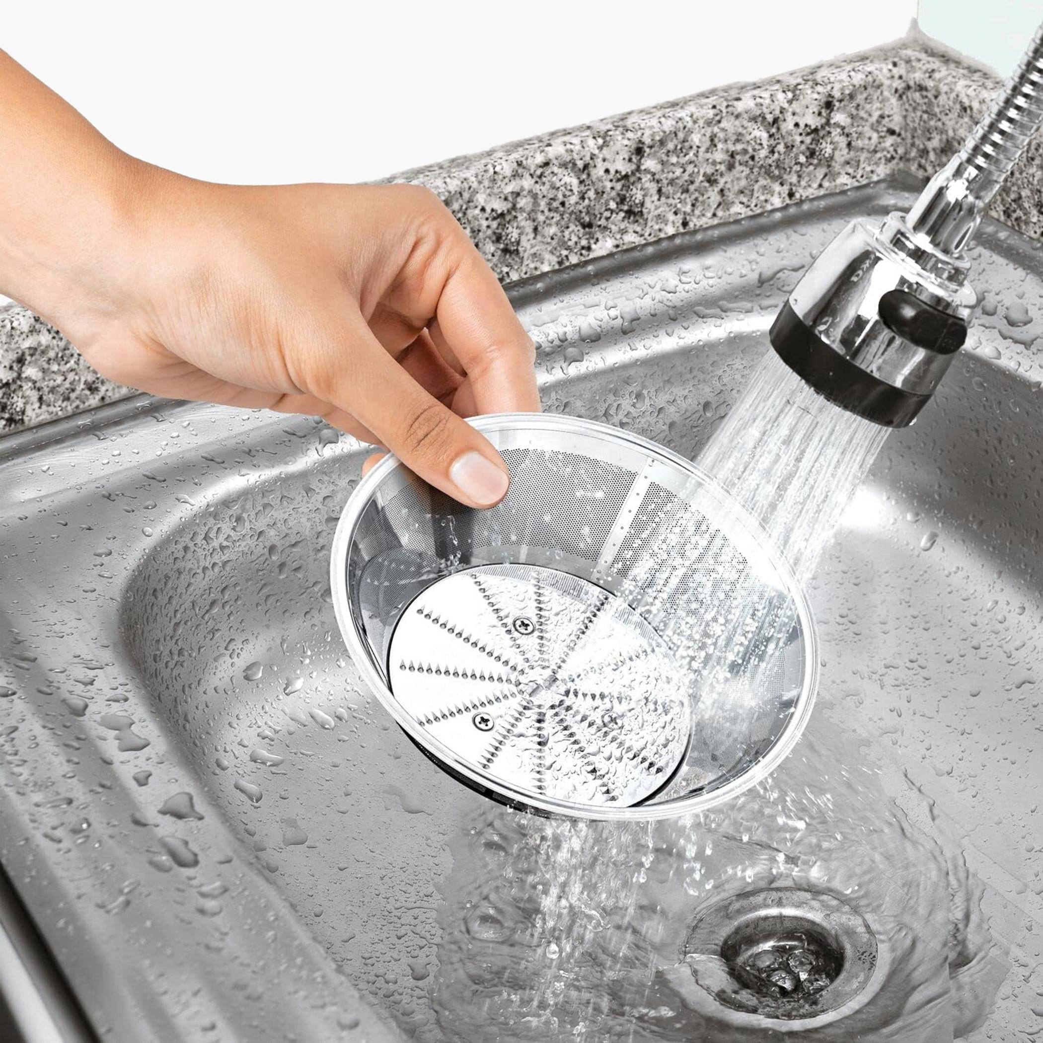 عصارة 600 واط من بلاك آند ديكر - JE600-B5-hbxhomeware-appliances-blendersmixersandgrinders-image-8