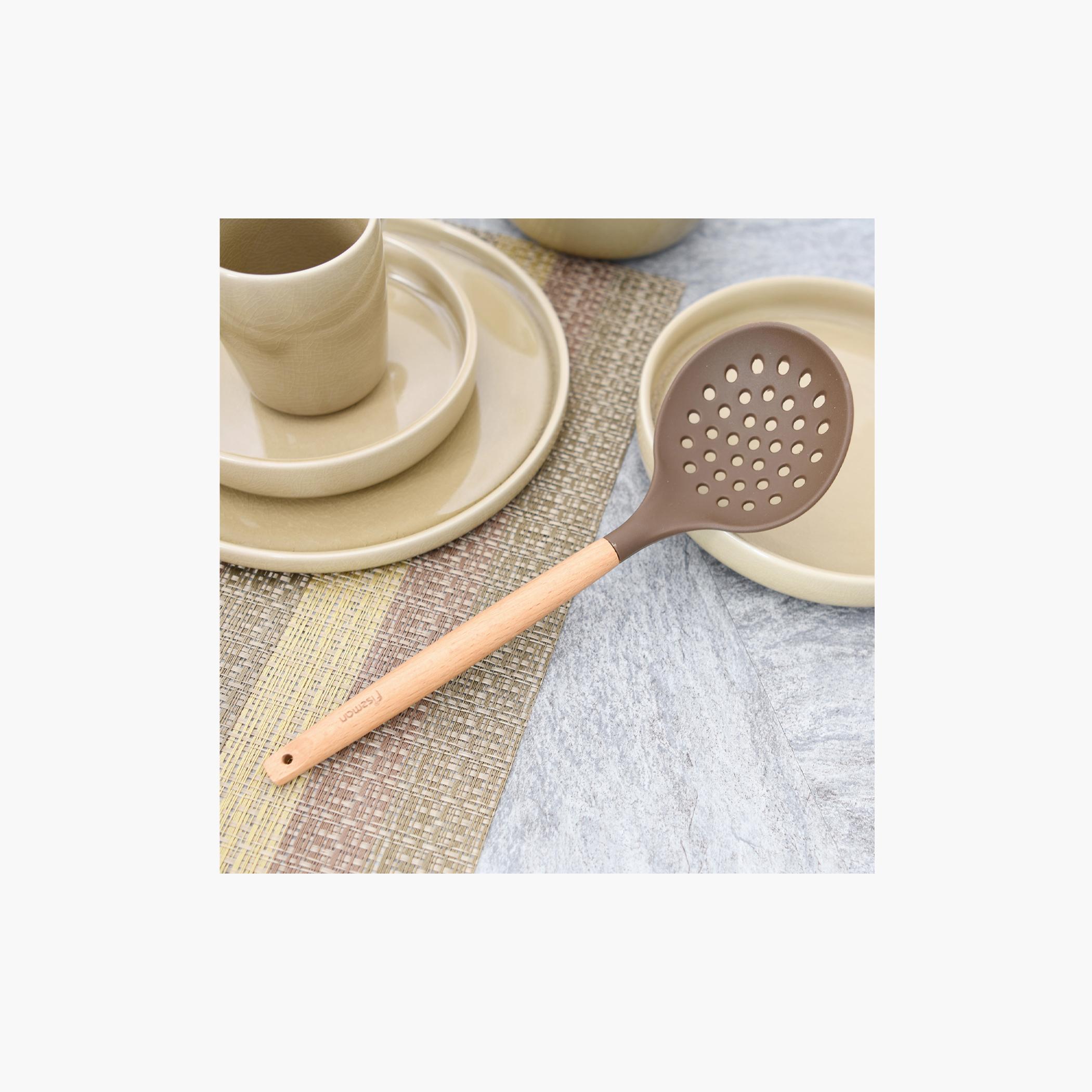 Silicone Skimmer with Wooden Handle-household-kitchen-kitchentoolsandutensils-foodpreparationtools-image-1