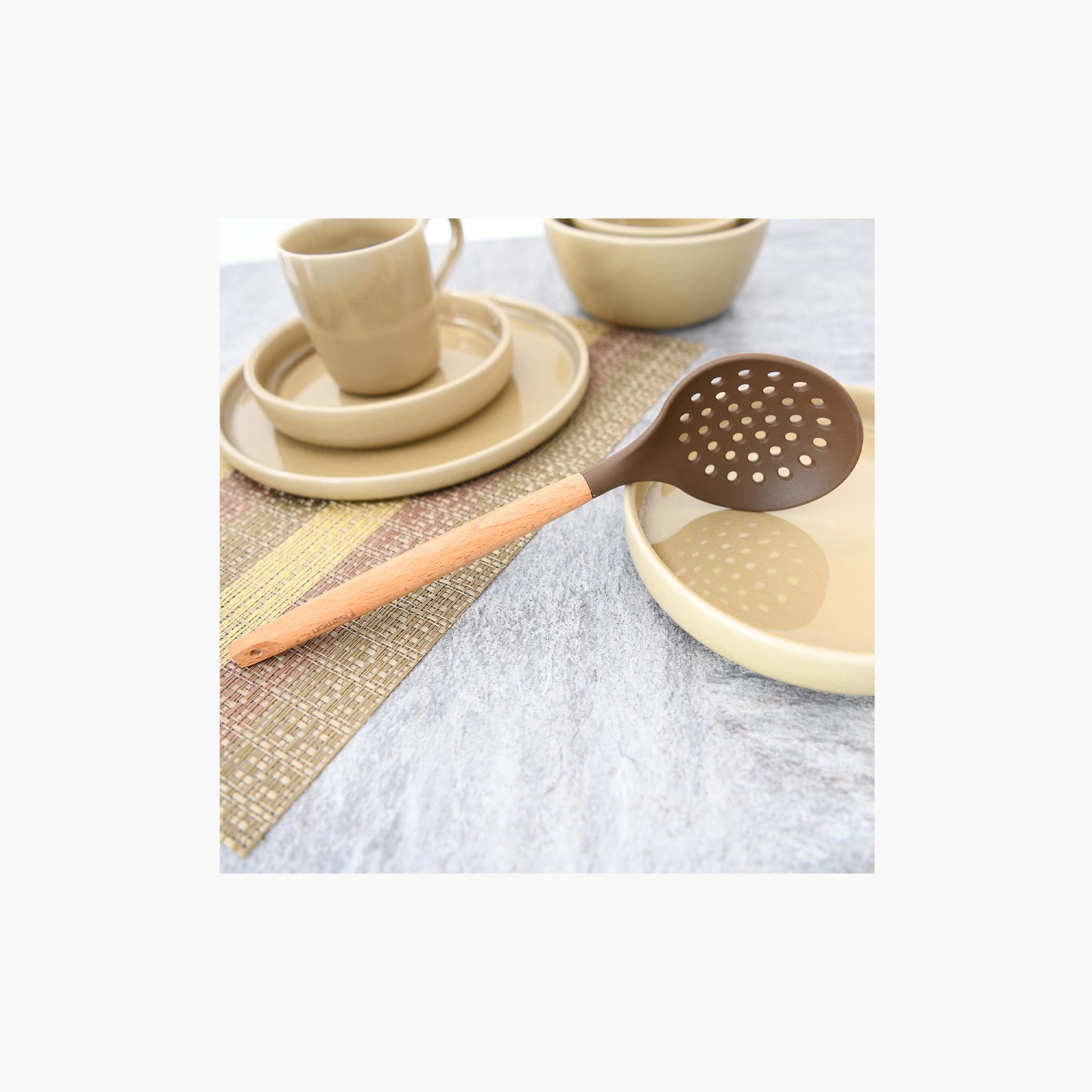 Silicone Skimmer with Wooden Handle-household-kitchen-kitchentoolsandutensils-foodpreparationtools-image-2