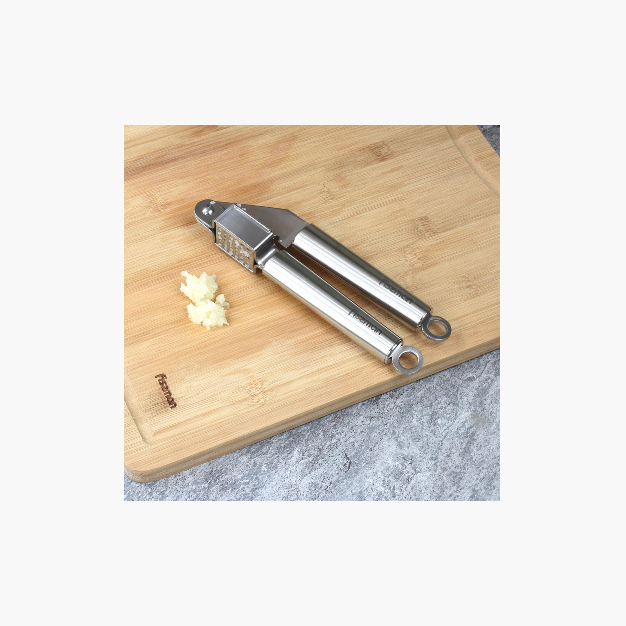 Stainless Steel Garlic Press-household-kitchen-kitchentoolsandutensils-foodpreparationtools-image-2