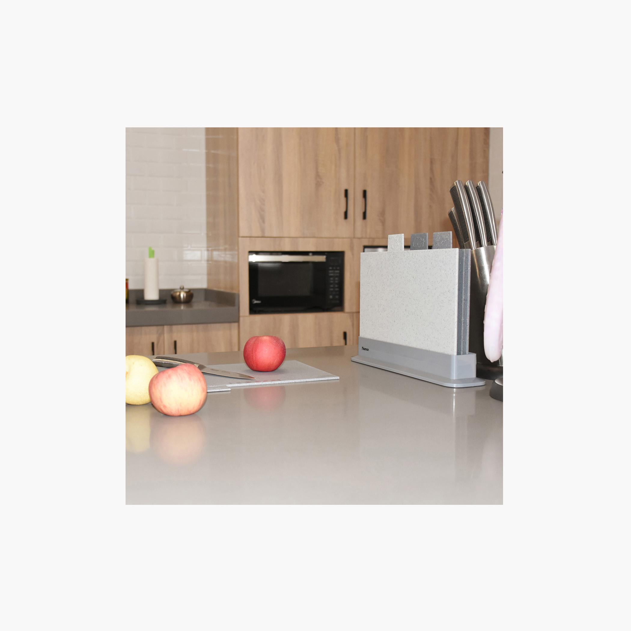 Solid 4-Piece Chopping Board Set with Stand-household-kitchen-kitchentoolsandutensils-cuttingboards-image-2