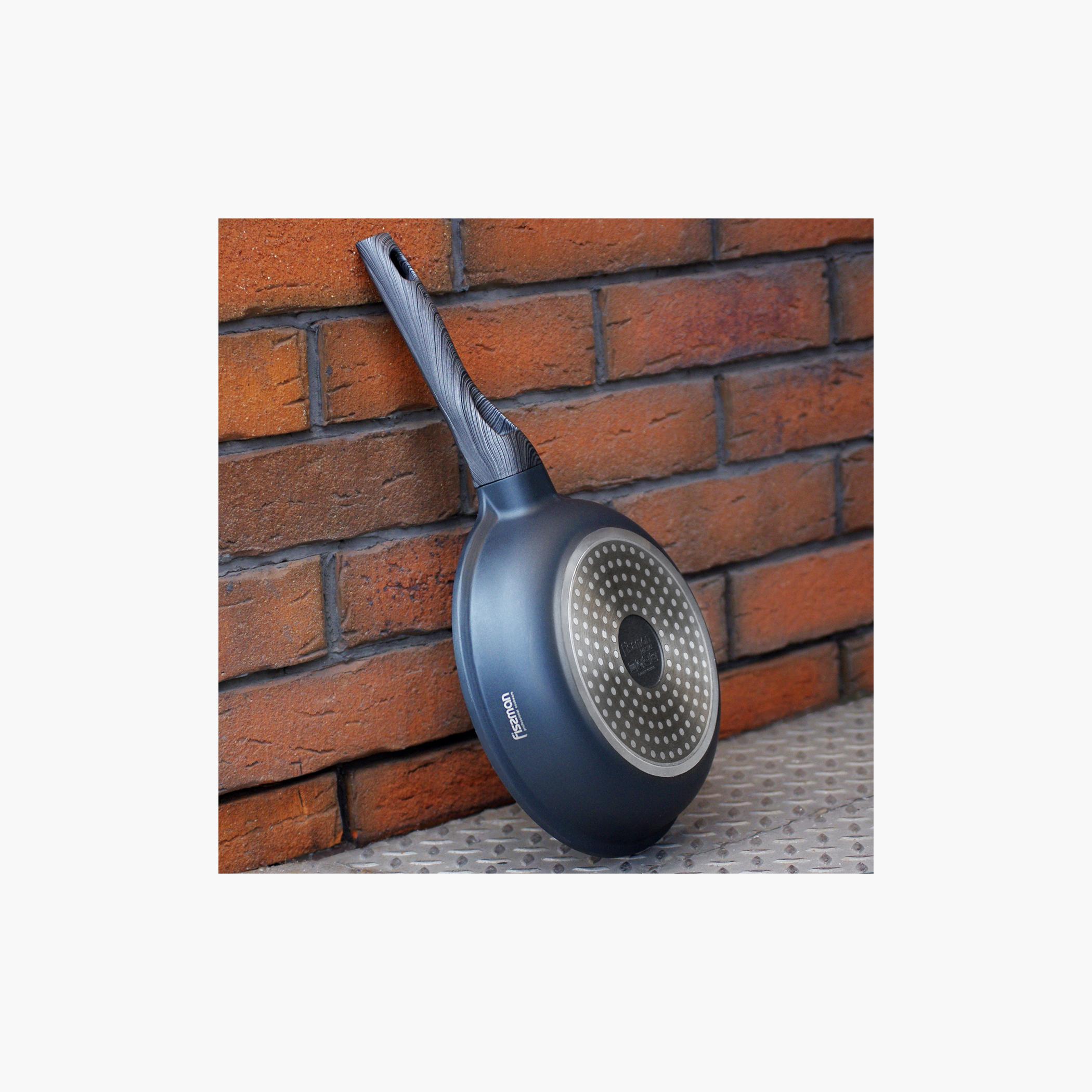 مقلاة ألومنيوم غير لاصقة بقاعدة حث من سلسلة برستيج من فيسمان-household-kitchen-cookware-potsandpans-image-2
